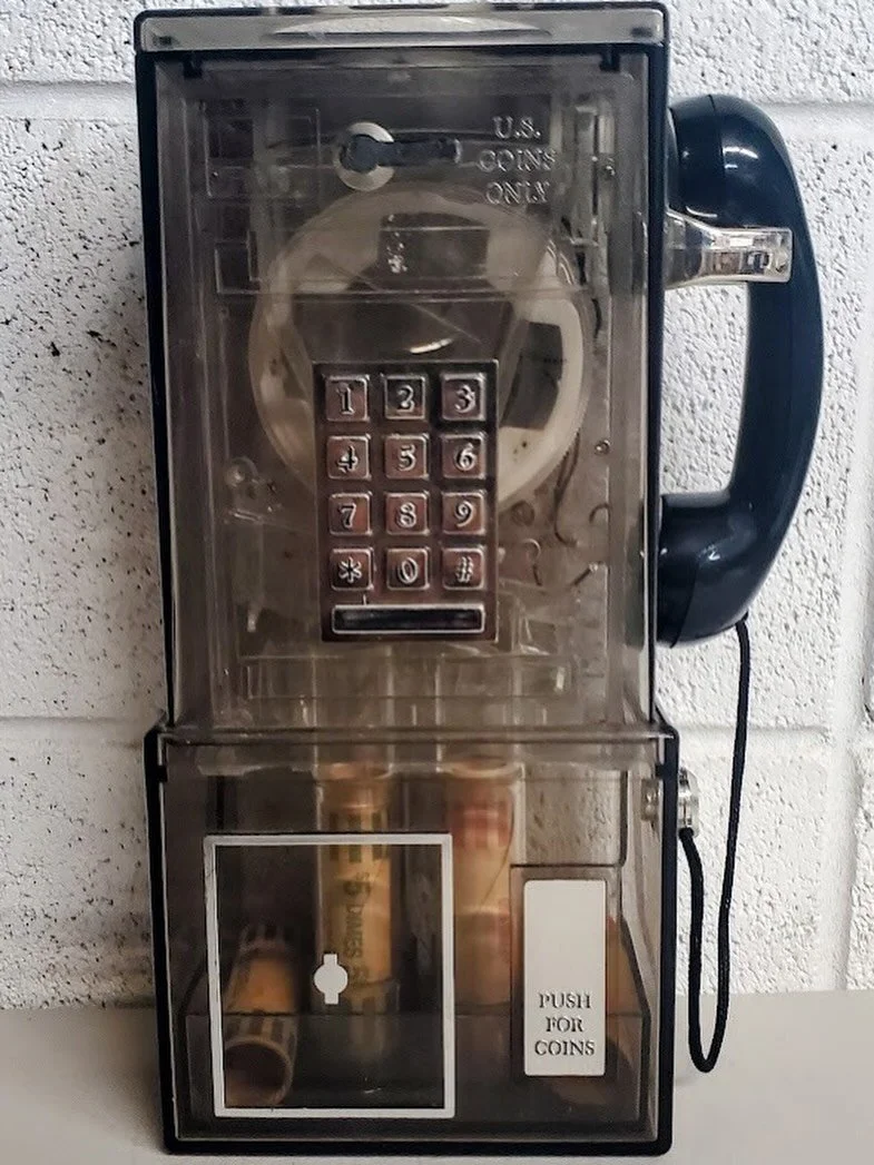 🎛️ 30 Days of Obsolete Machines &mdash; Day 12: The Payphone Coin Sorter

Inside old pay phones sat a coin sorter built from springs, ramps, and bad intentions.

Every coin dropped hit a tiny metal lever that decided if you were honest or trying it 