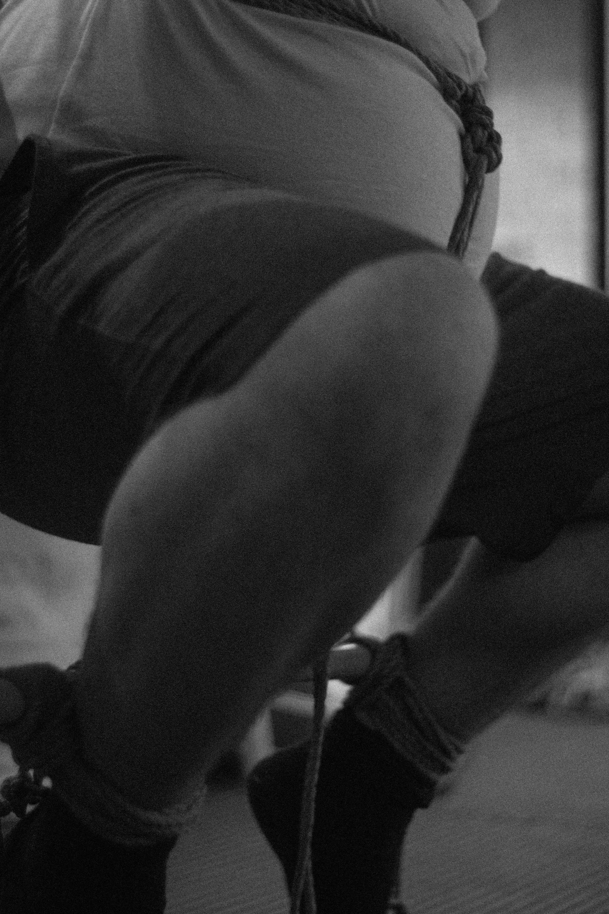© Shibari Lounge – rope jam and workshops in Essex. Kinbaku teaching session. Not for reproduction..jpg
