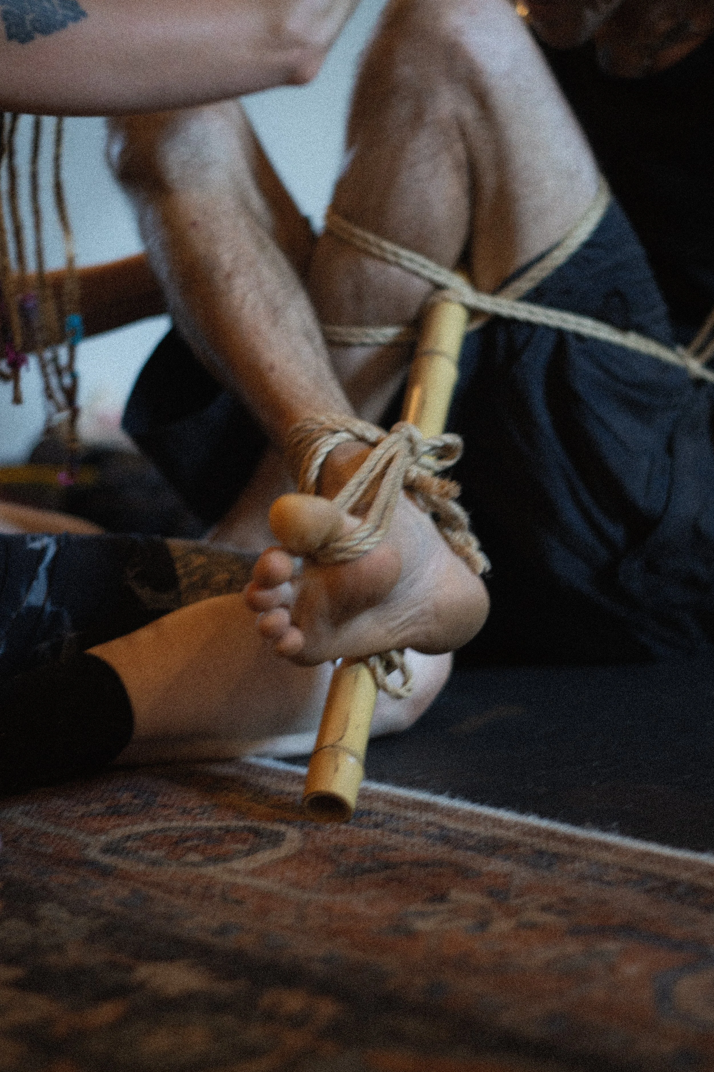 © Shibari Lounge / The Shibari Shop – GBTQ bodies in Sakunawa rope at jam in action. Not for reproduction..jpg