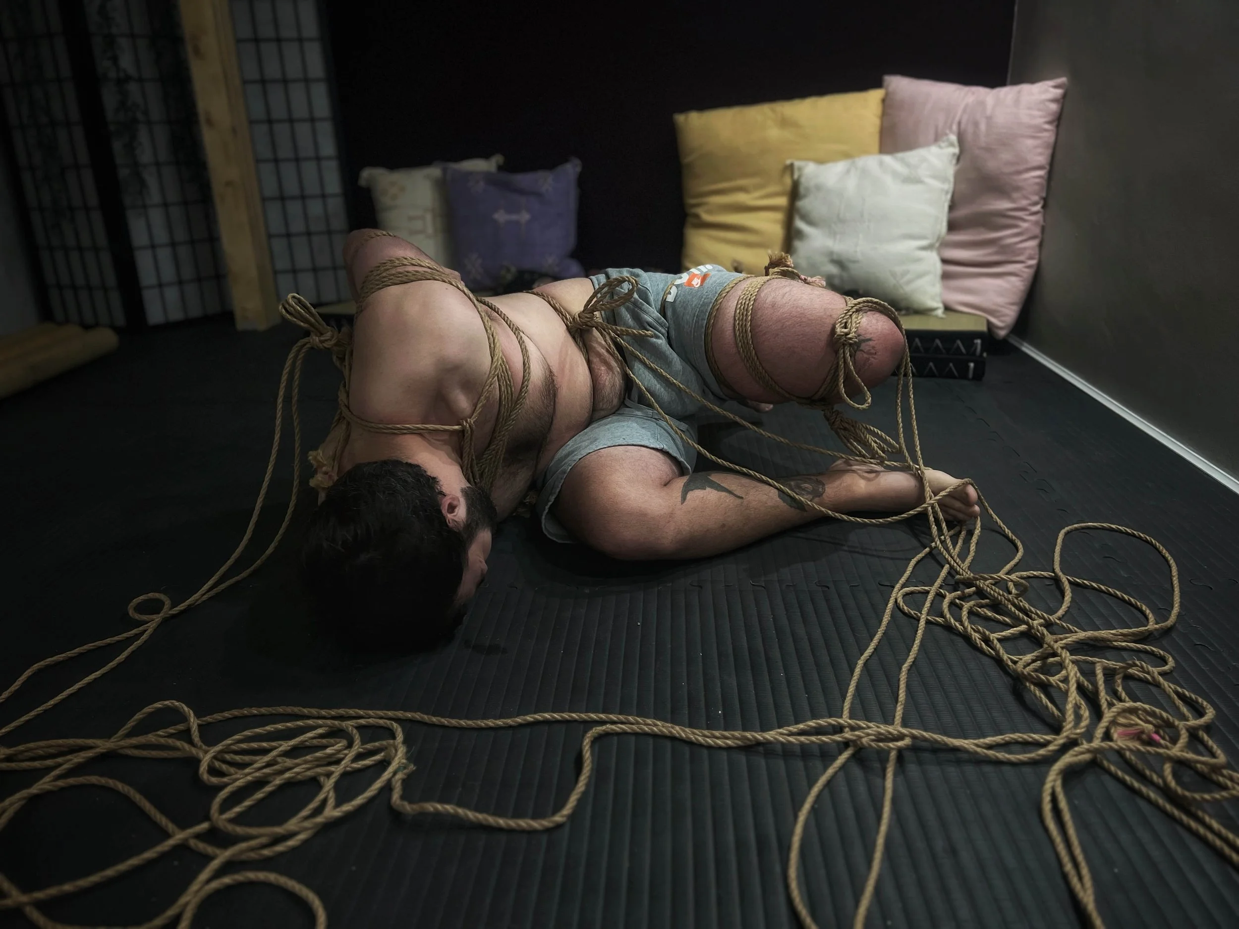 © Shibari Lounge / The Shibari Shop – Rope care products and kinbaku tools from Sakunawa in action. Not for reproduction..jpg