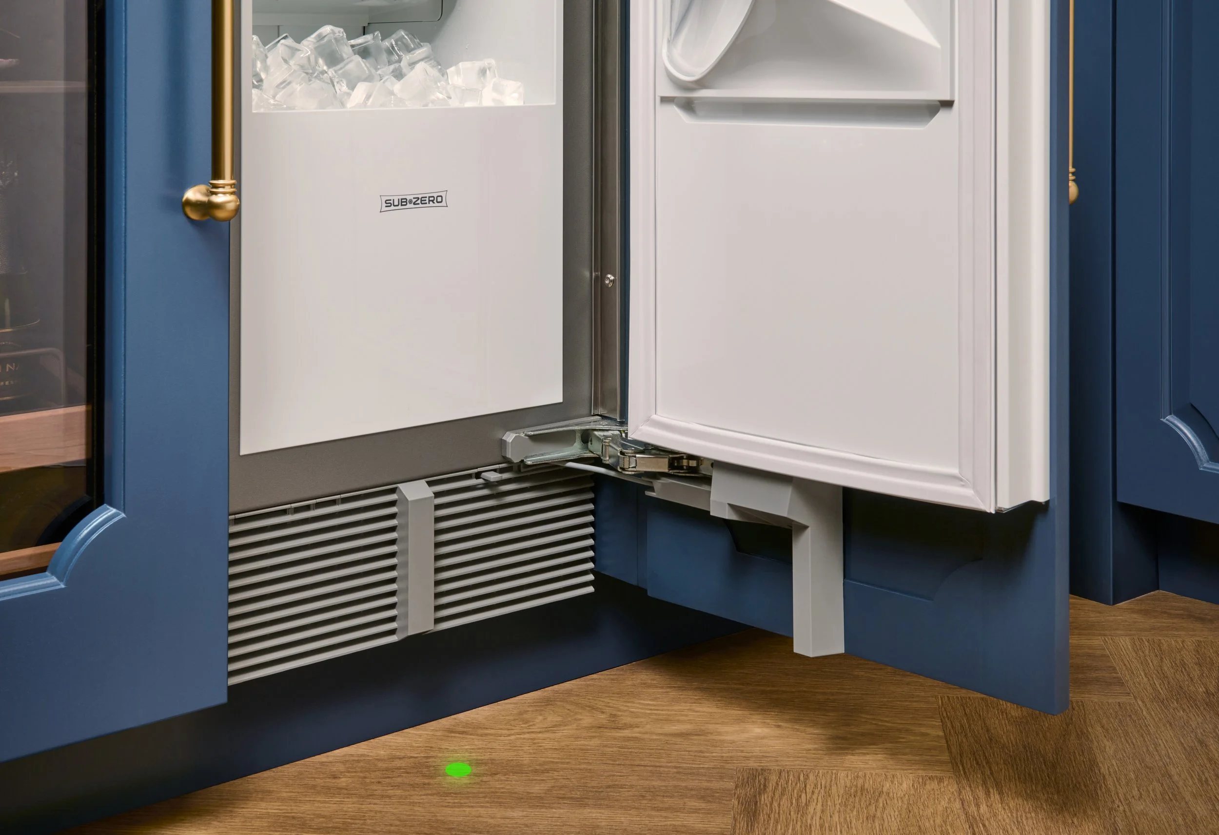Sub-Zero Ice maker grille view w-light.jpg