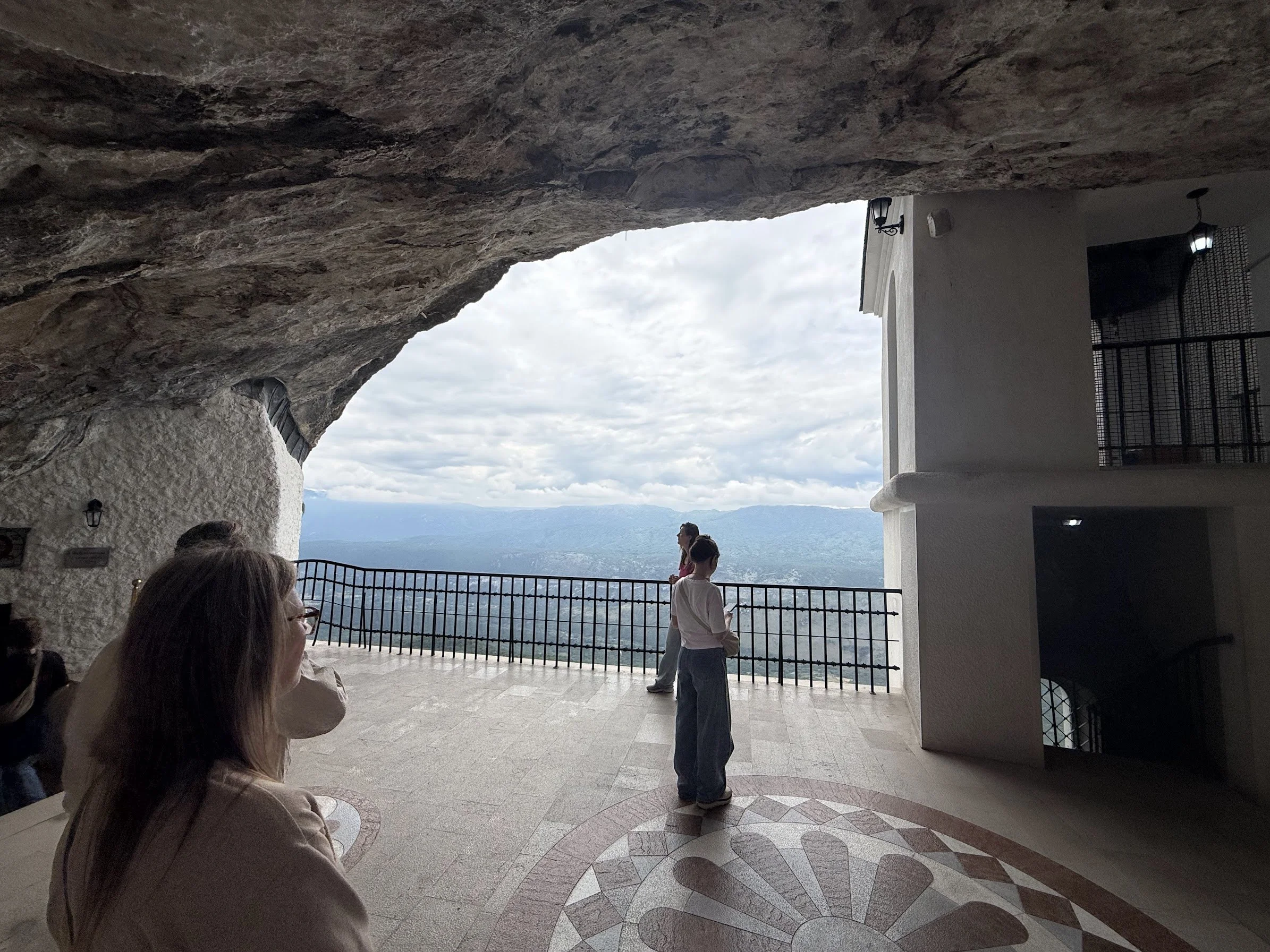 monastery2.jpg