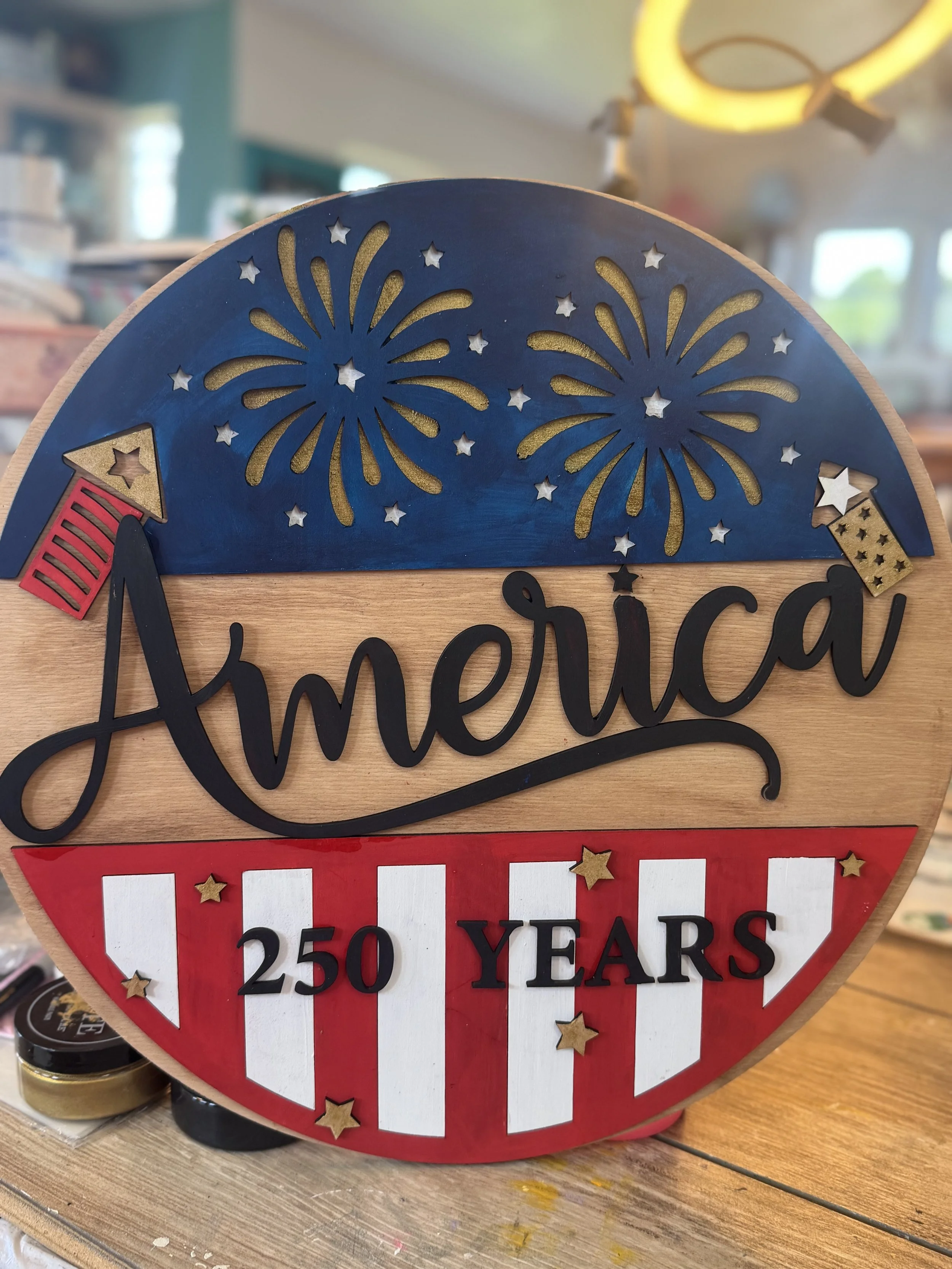 16" America Round -  Wood Cutout