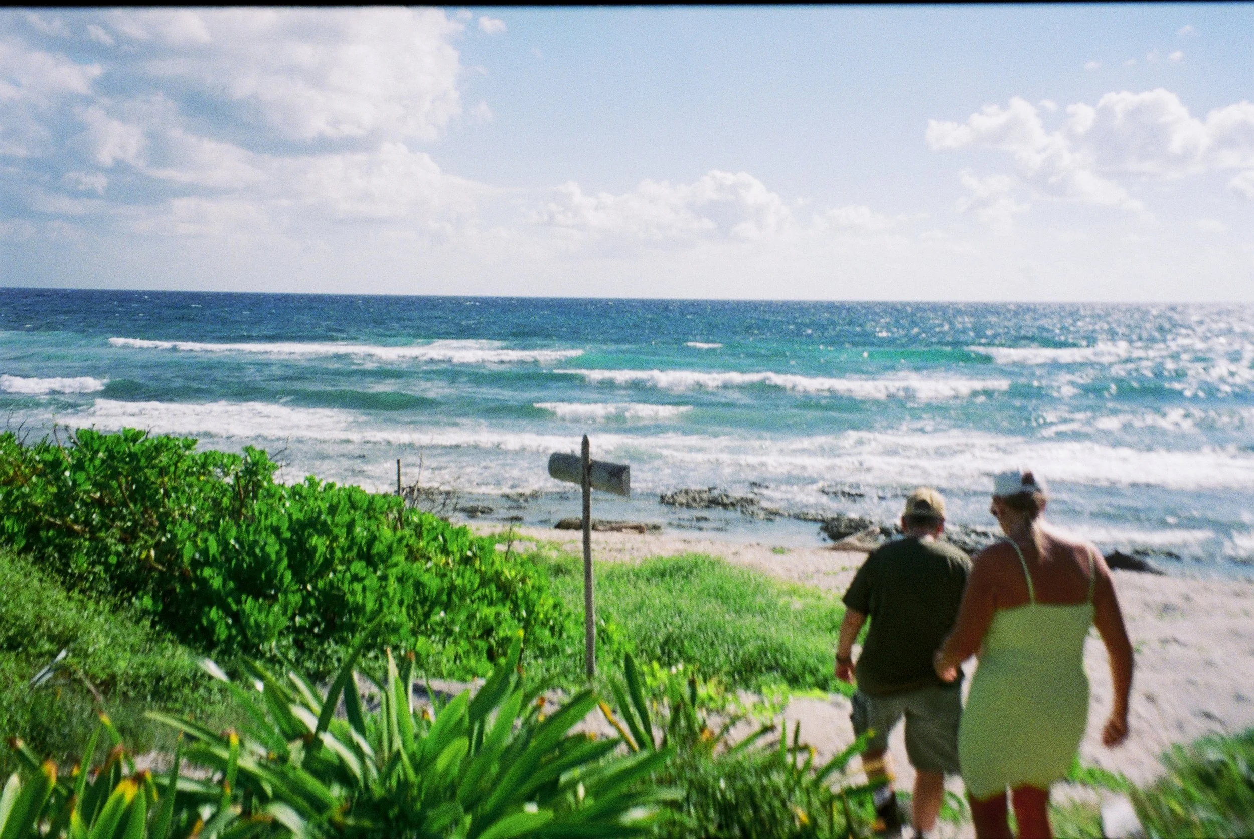 lee1777582243-R1-10-27 2.JPG