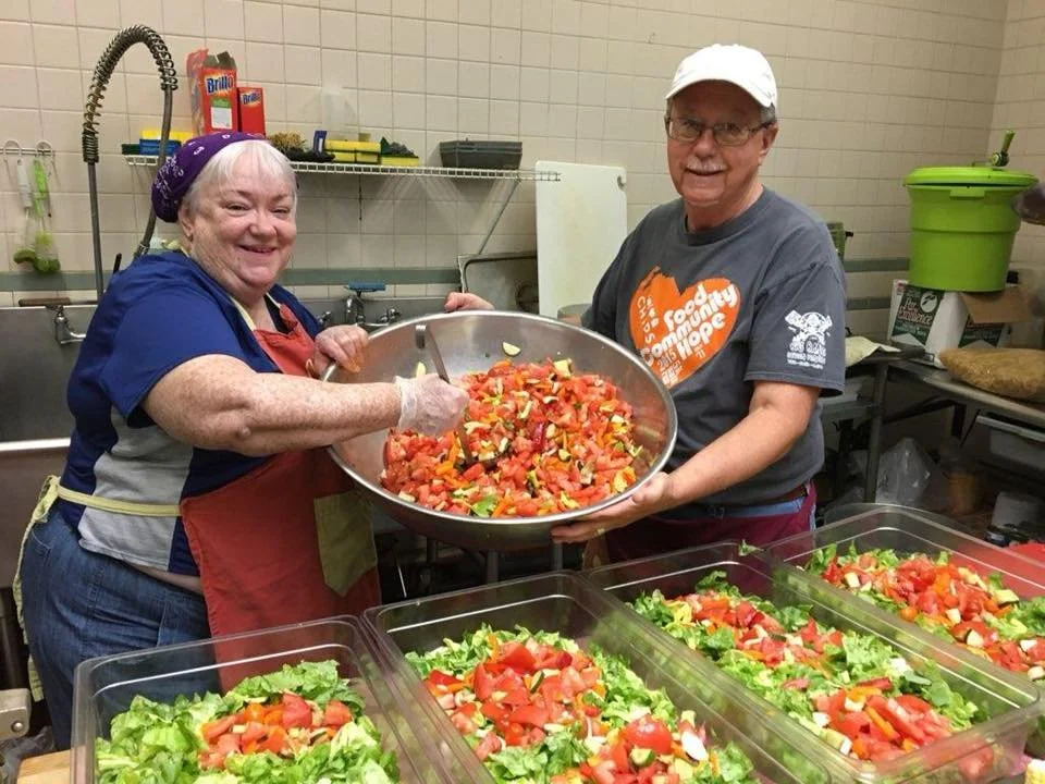 Volunteers-in-Kitchen.jpg