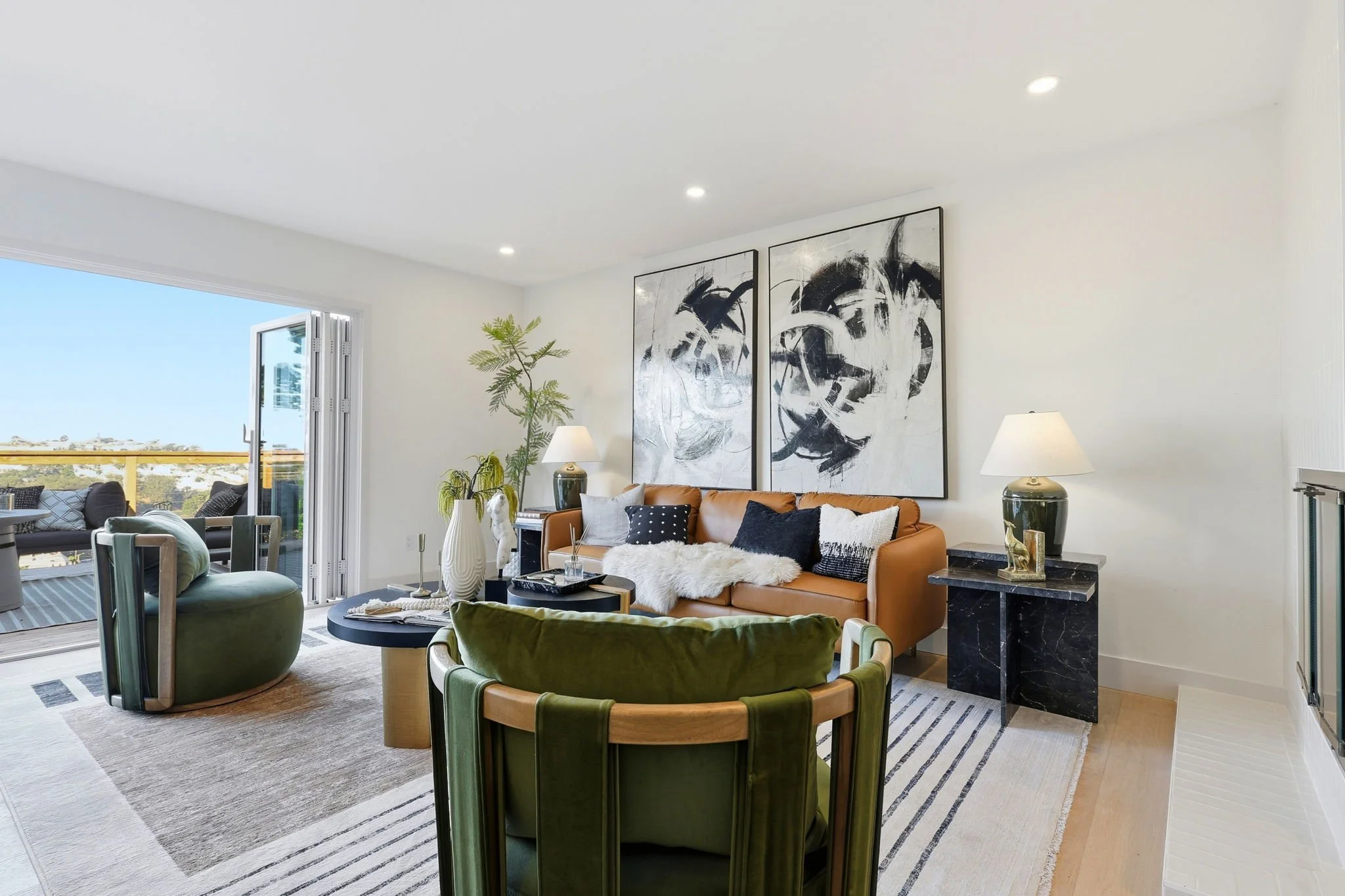 Living Room 75 Knollview Way