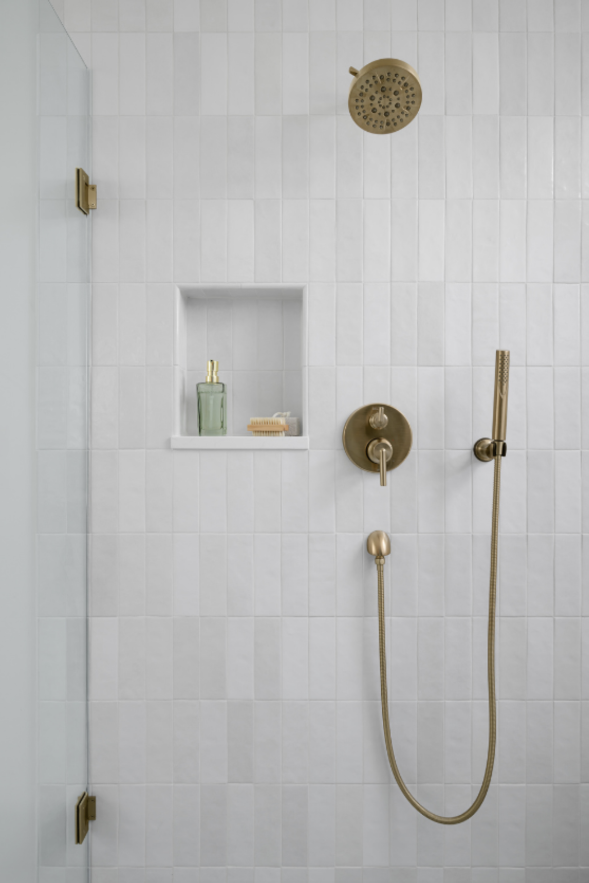 After: Shower with handheld and niche