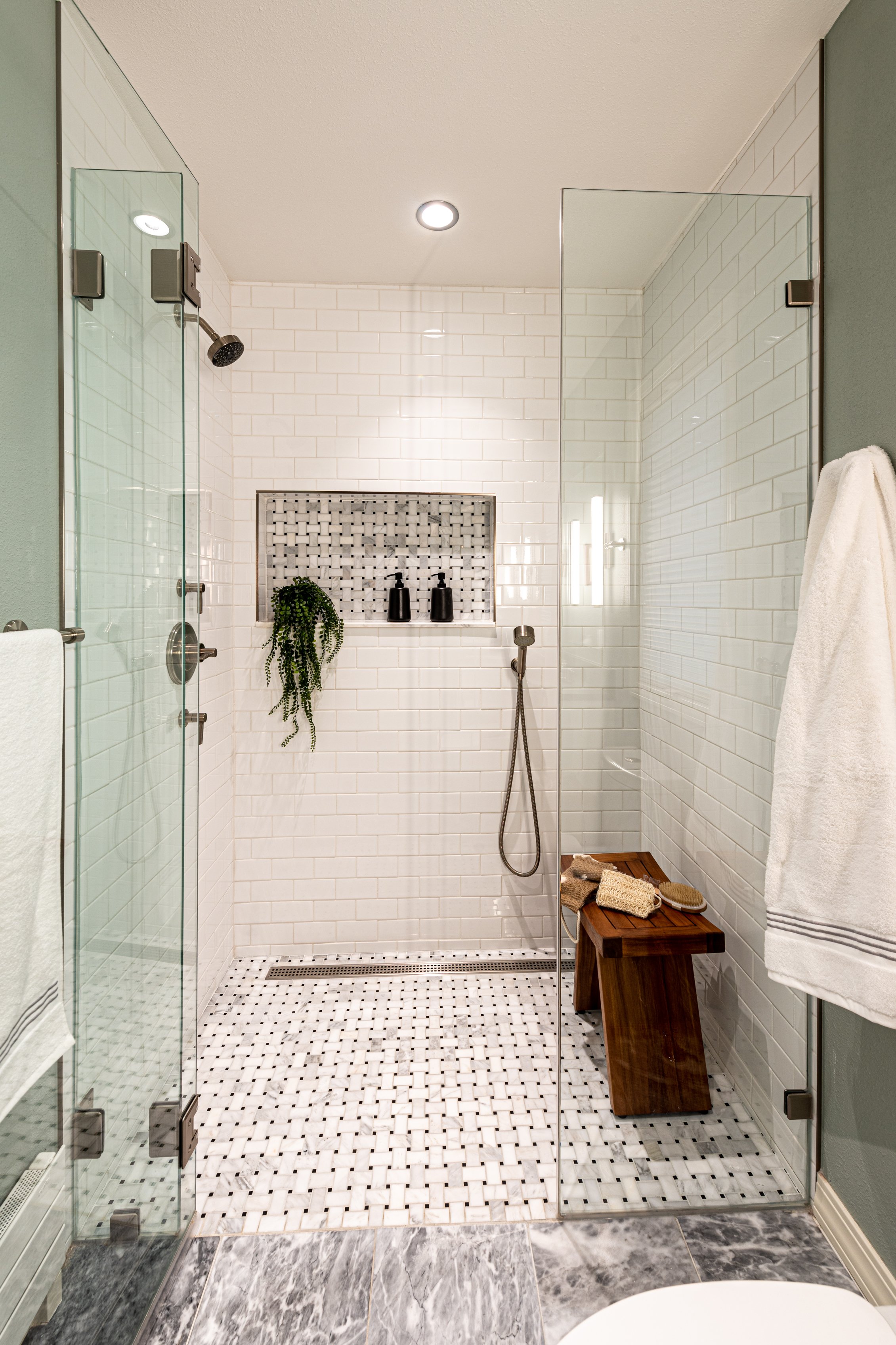 Shower 1.jpg