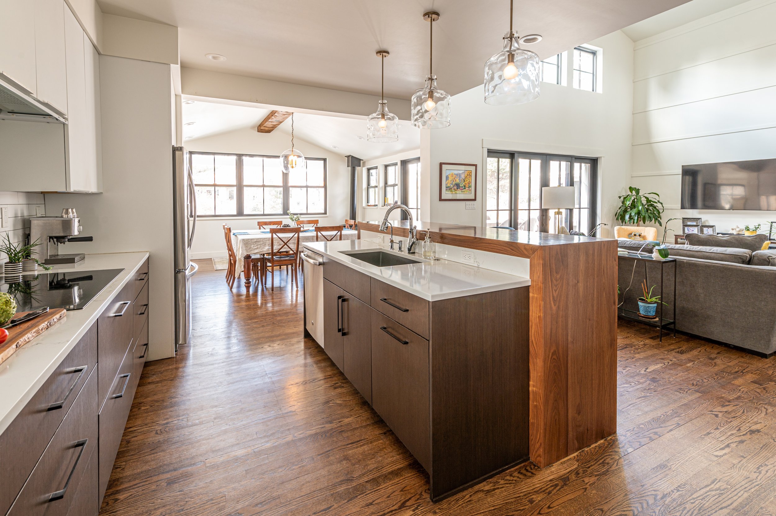 Kitchen 4.jpg