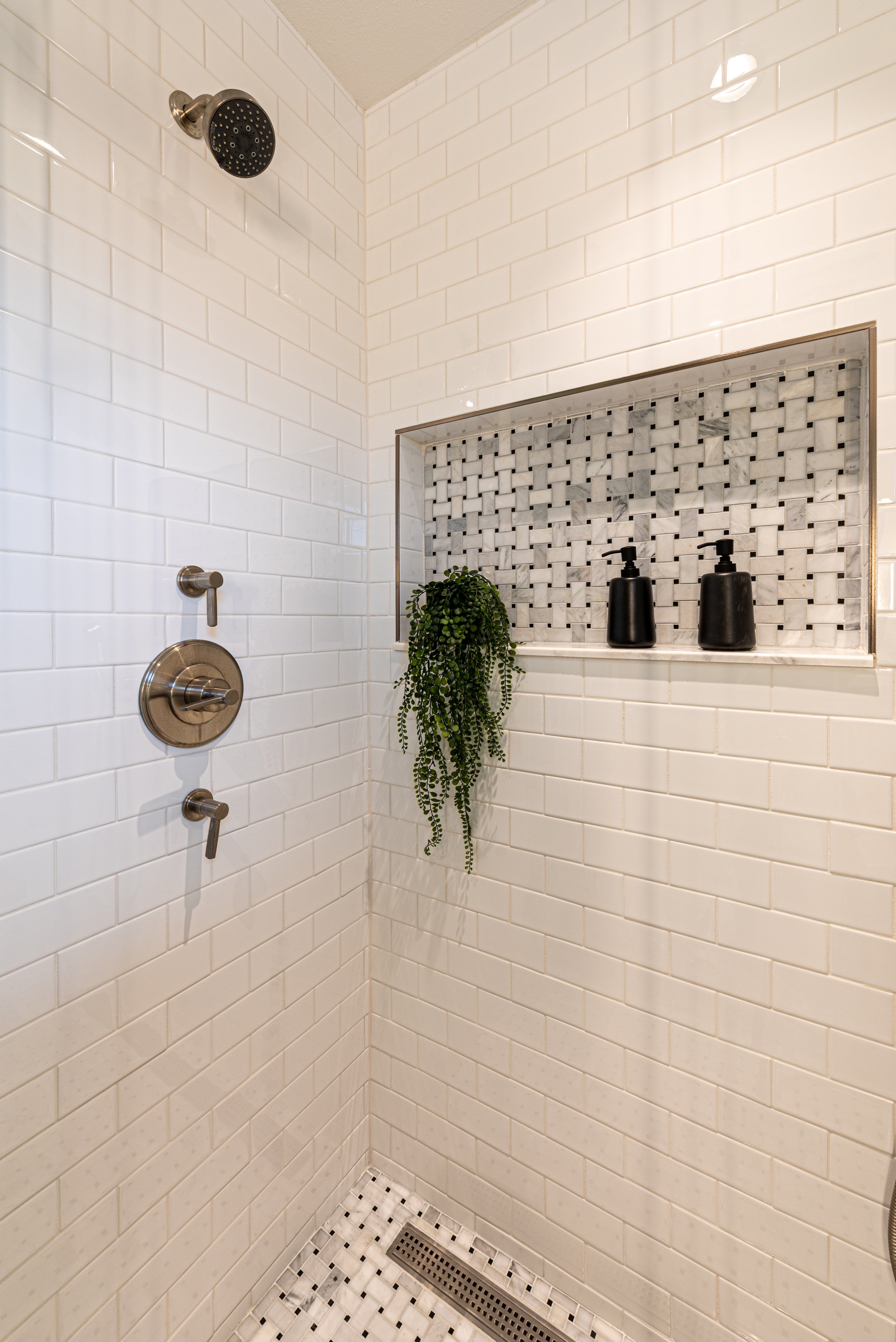 Shower 2.jpg