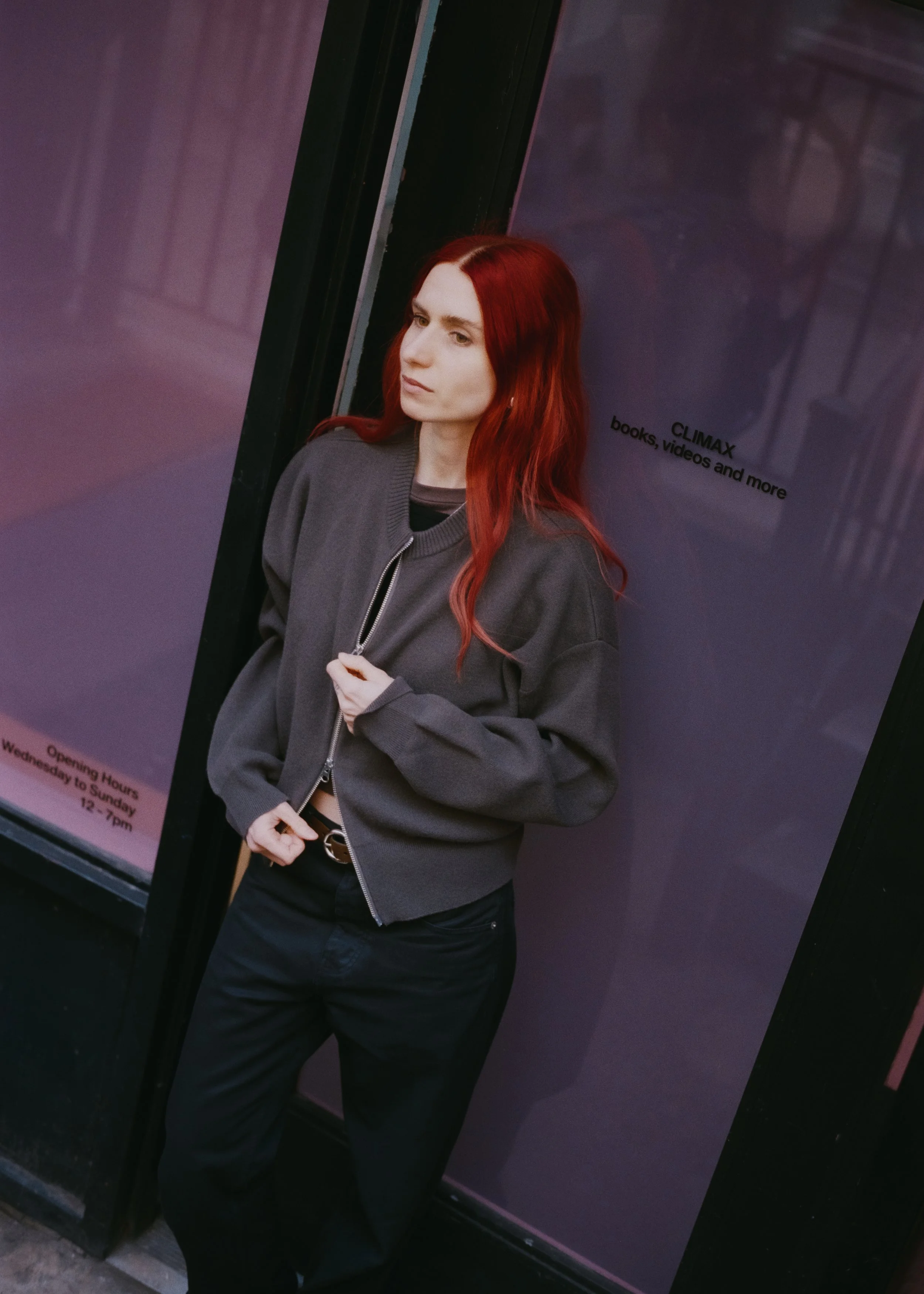 26_3 Extreme Cashmere_IsaBur_DSF6063 copy.jpg