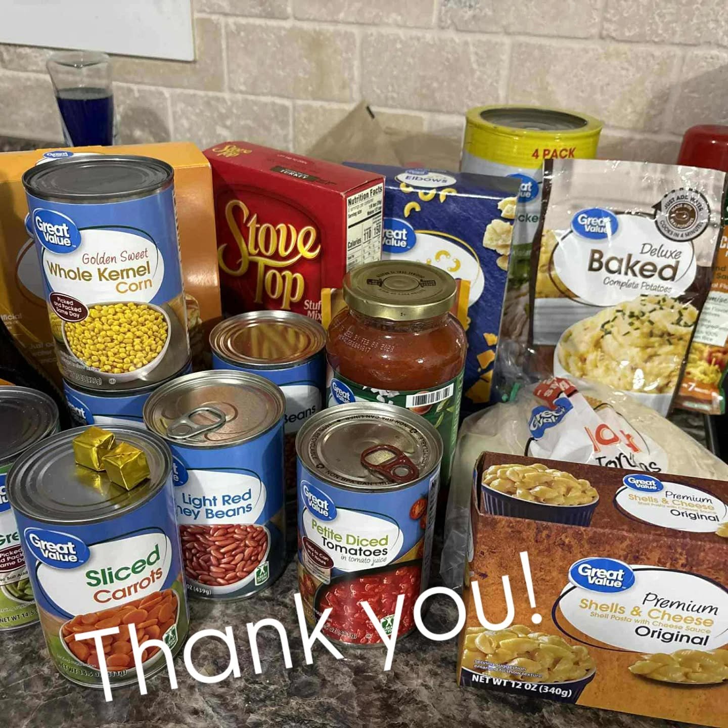 Thank you to all the community members who took the initiative to gather food items and create food bags for local families! Incredible team effort to help those less fortunate in Gaines County.

Special thanks to:
Luis and Abby Zubiate 
Abe and Anni