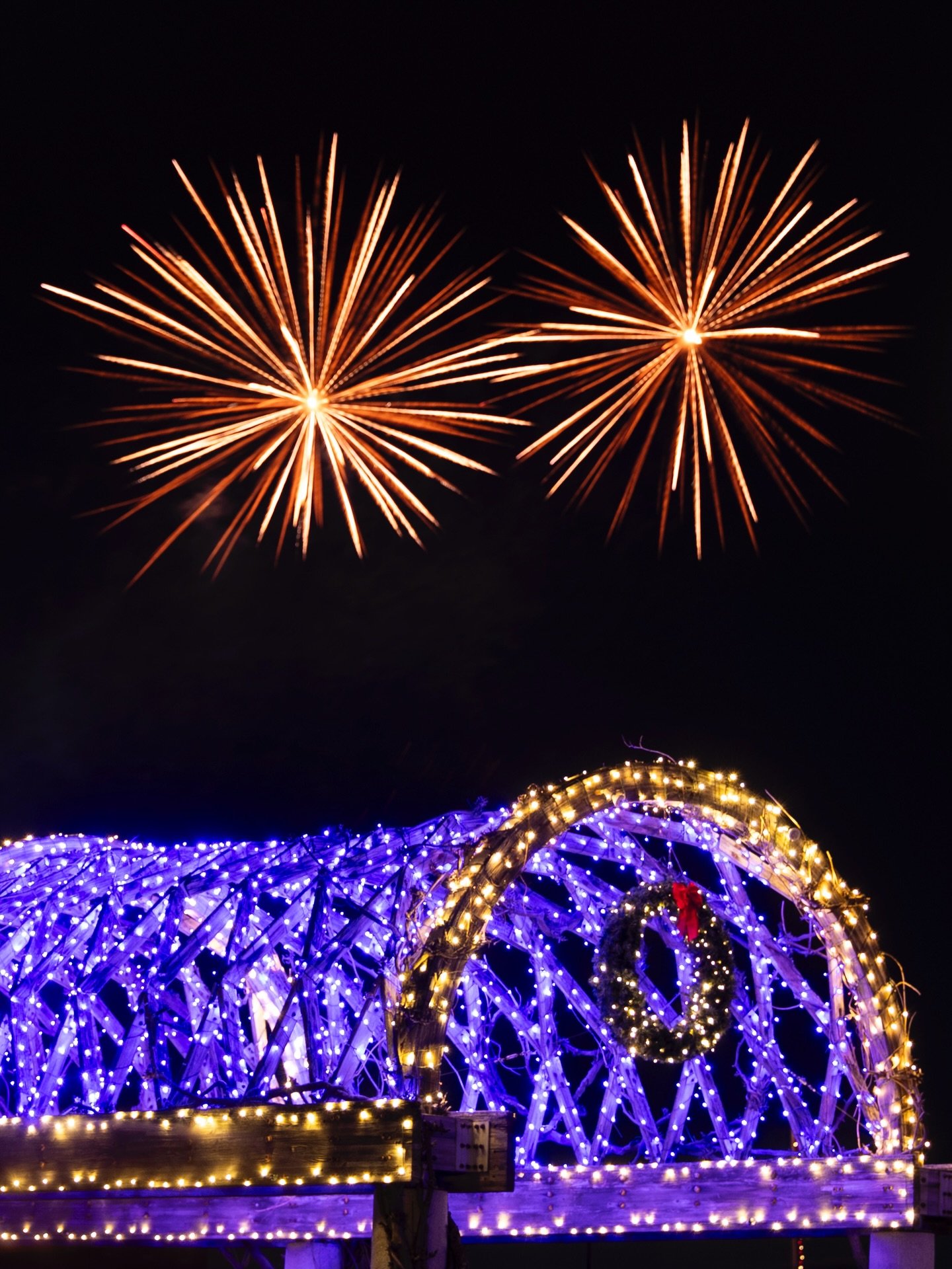 Happy New Year 2026! 🎉🌃🎊

 #boston #newyear #massachusetts