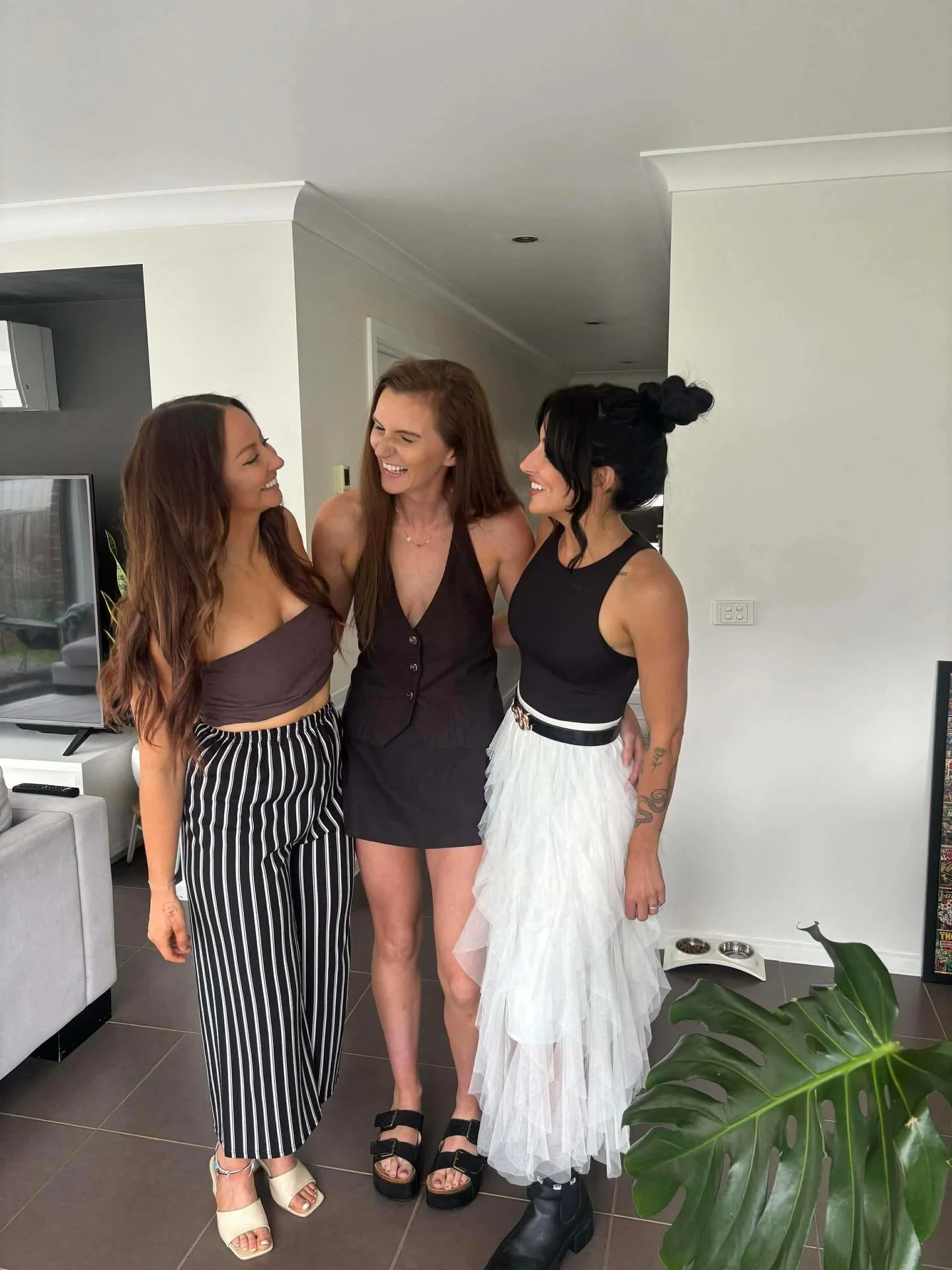 GUYS, LAUREN IS TURNING 30 😍

@the_garner_gang was with us in spirit. 

Find yourself friends like this, but not these ones, they are mine 🙊

#happybirthday #bestfriends #gippslandsmallbusiness