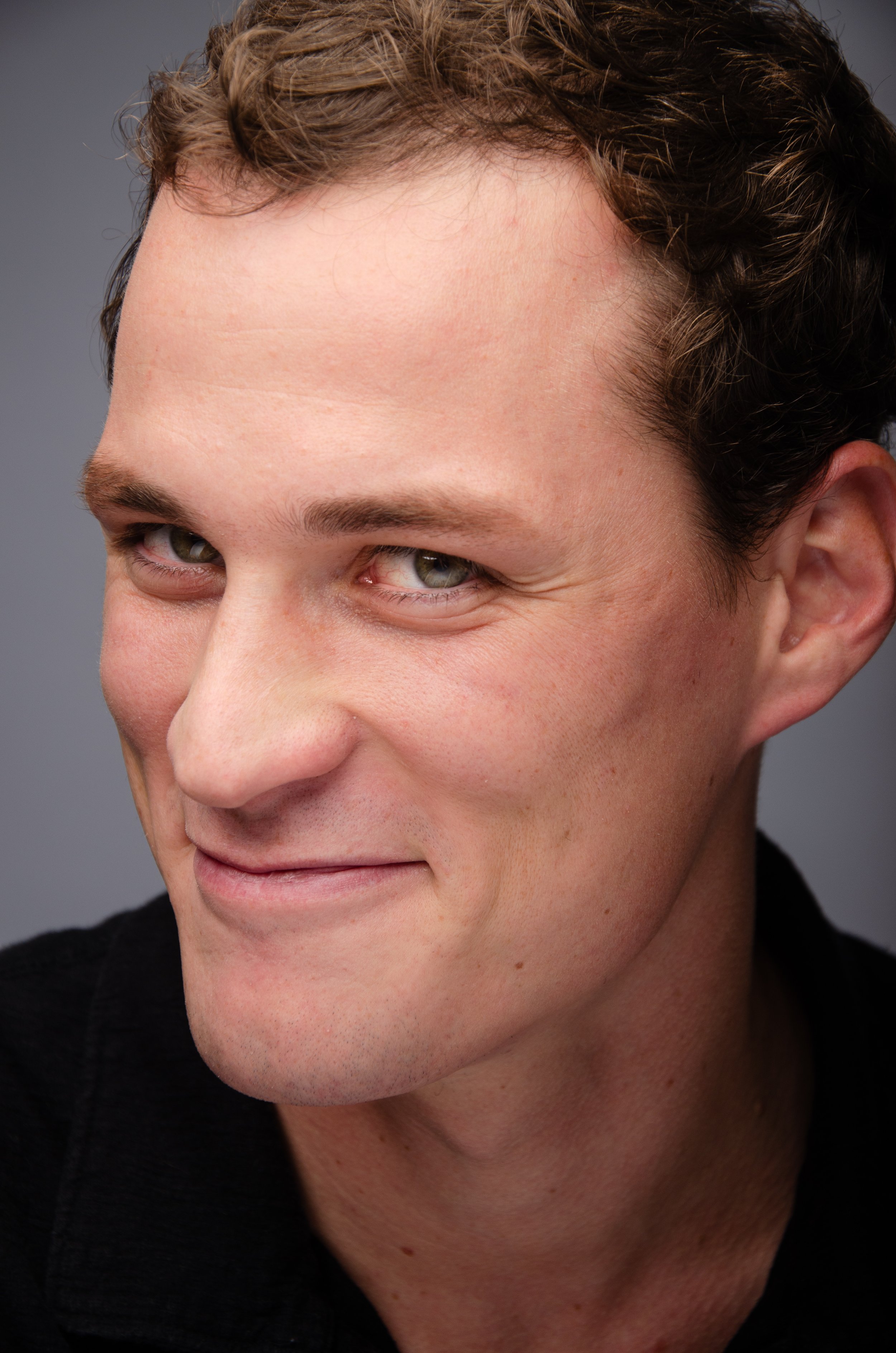 HL_20111209_NickDunn_Headshot_0112.jpg