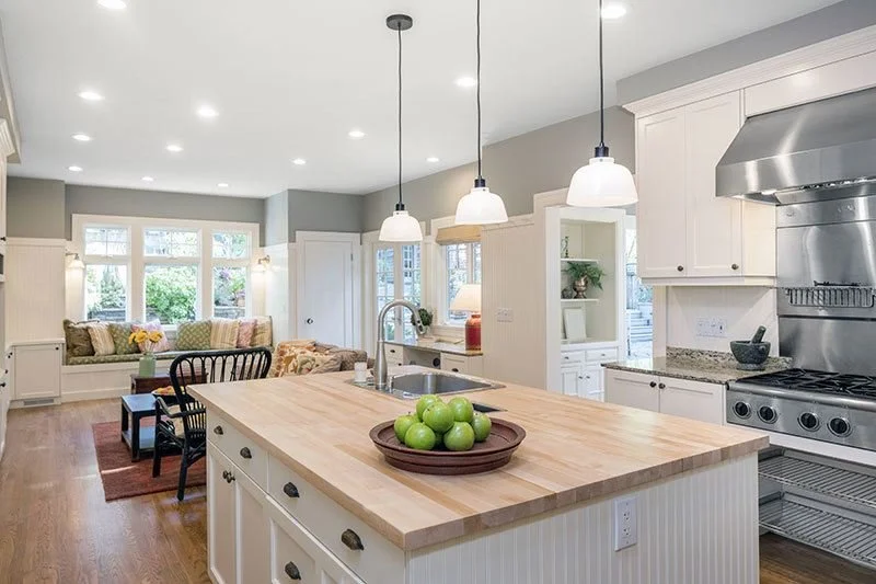 Kitchen highlighting a center focal point and accent lighting