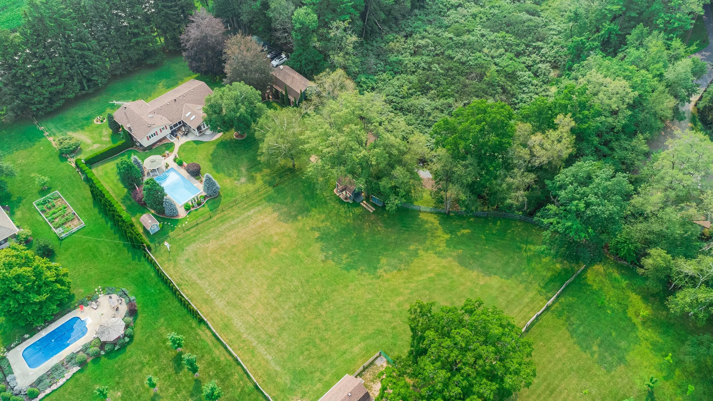 325 Saint George Road, Saint George-3.jpg