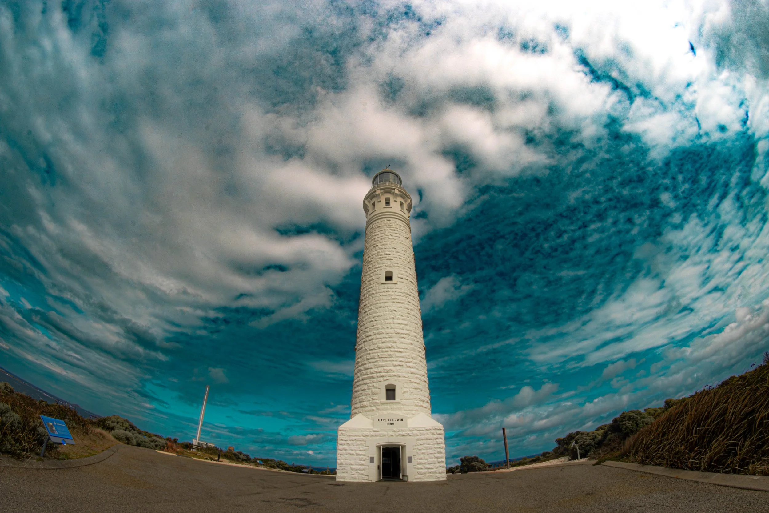 Western_australia_lighthouse-4.jpg