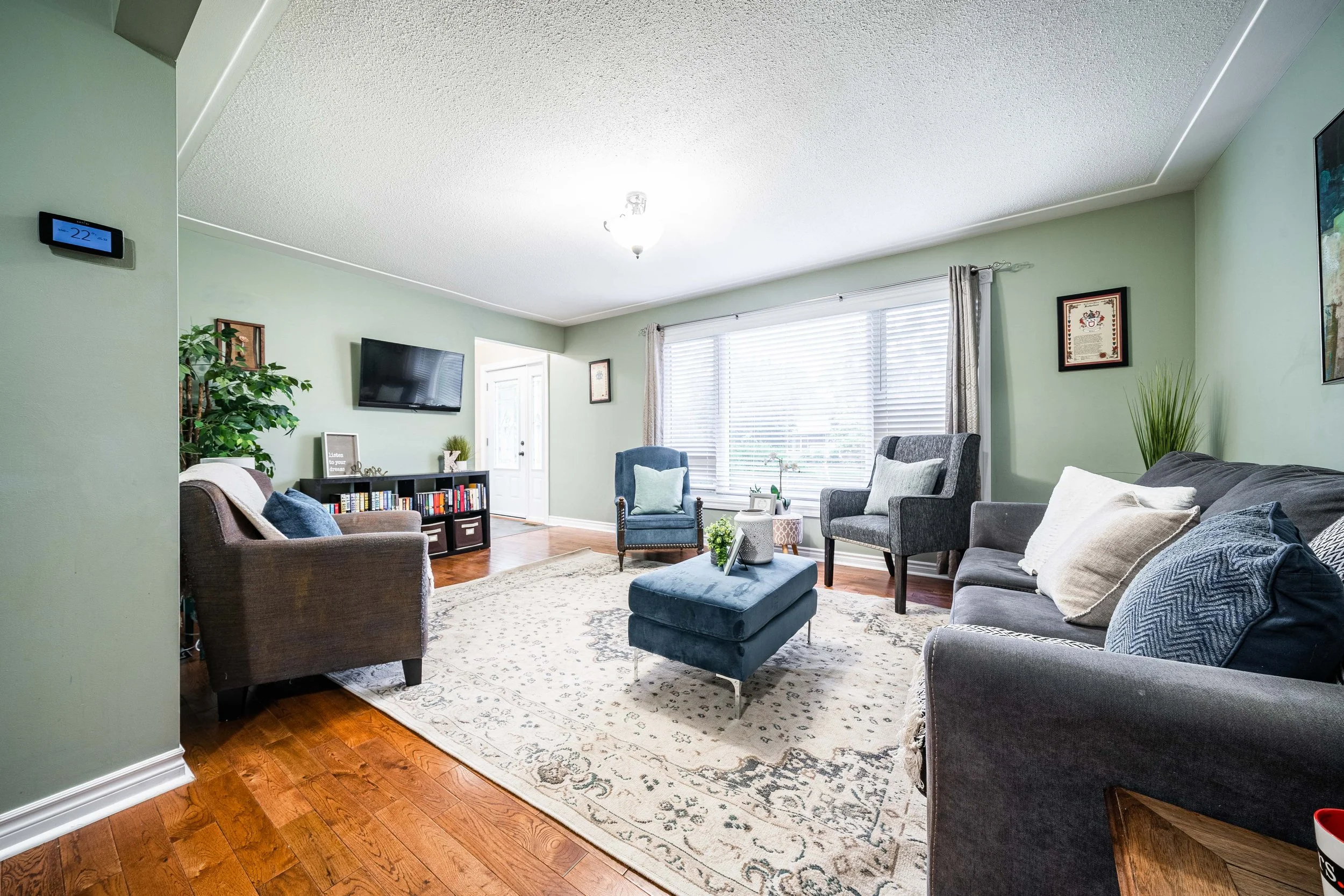 22 Coronation Drive, Brantford-9.jpg