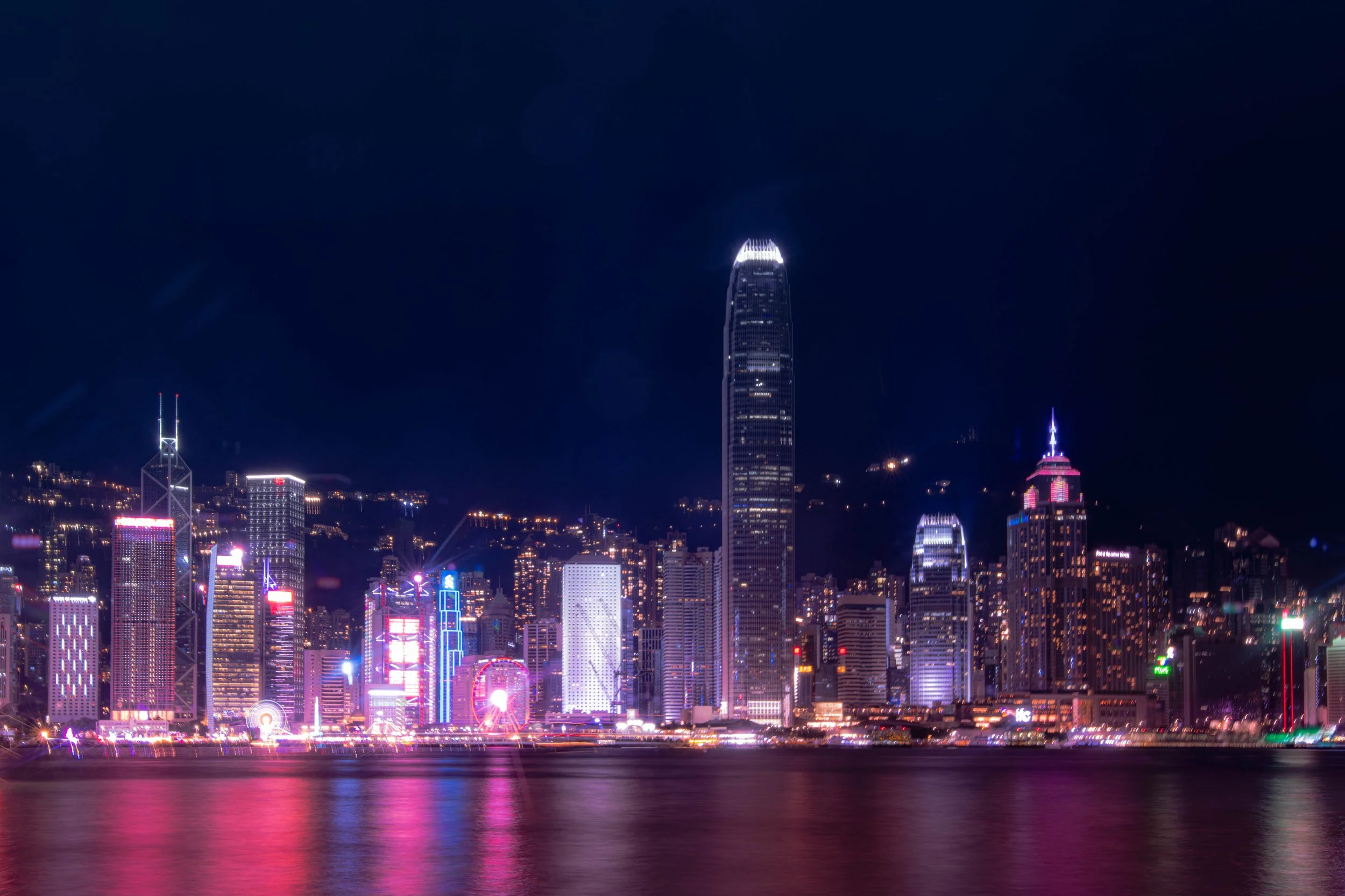 Hong_Kong_night-2.jpg
