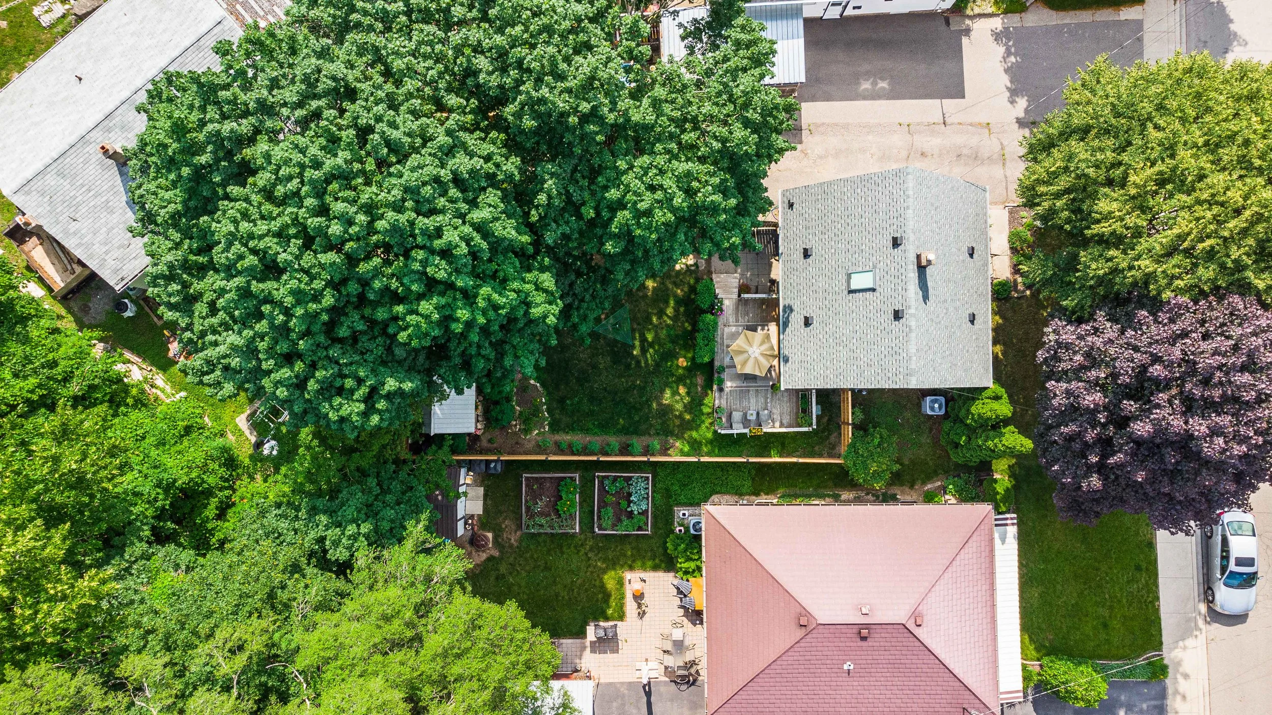 43 Central Park ave, Dundas-1.jpg