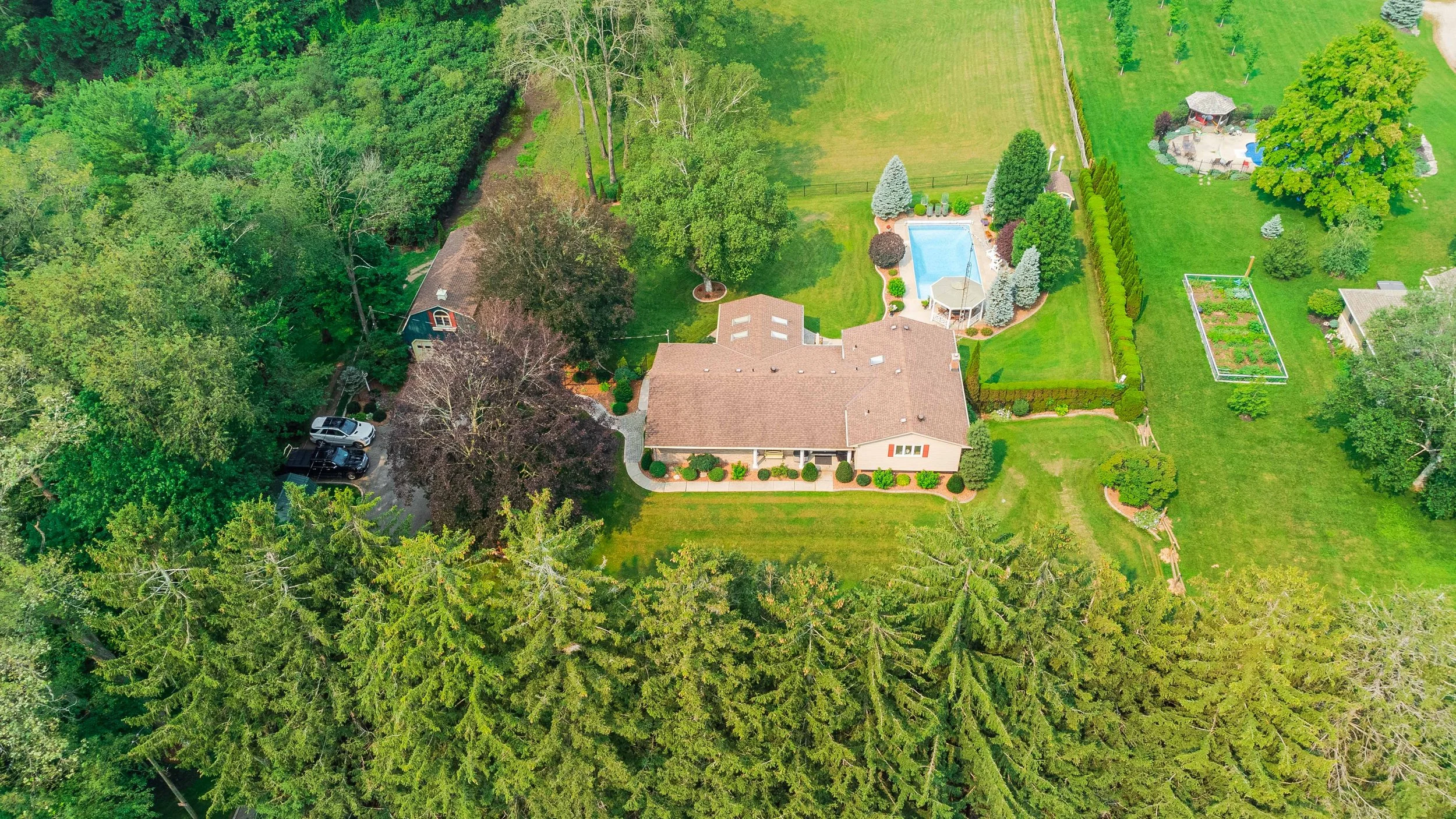 325 Saint George Road, Saint George-1.jpg