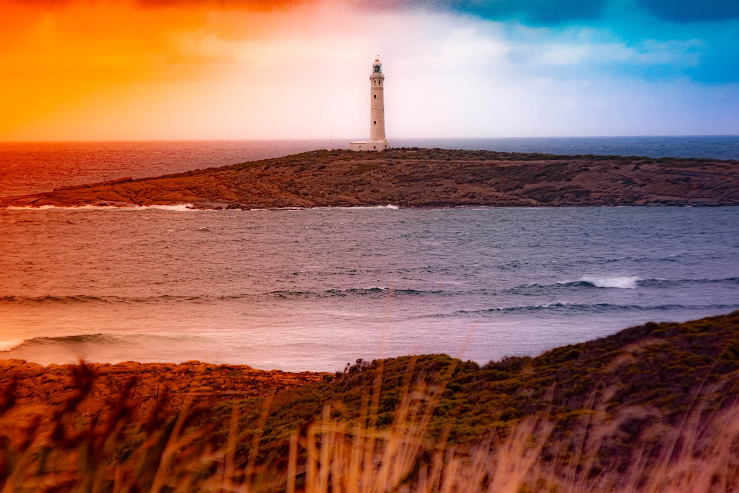 Lighthouse warm and cold
