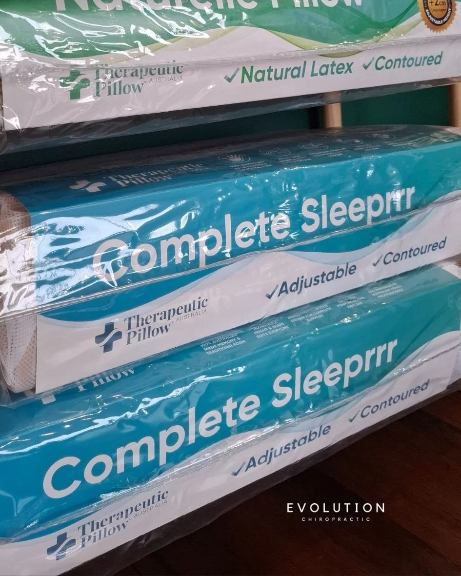 Afraid of the dark&hellip;👻 or just sick of a bad night&rsquo;s sleep? 😅⁠
⁠
Our chiropractic-approved pillows are adjustable, contoured, and designed to support your neck and help you feel more comfortable through the night. 🌙 💤