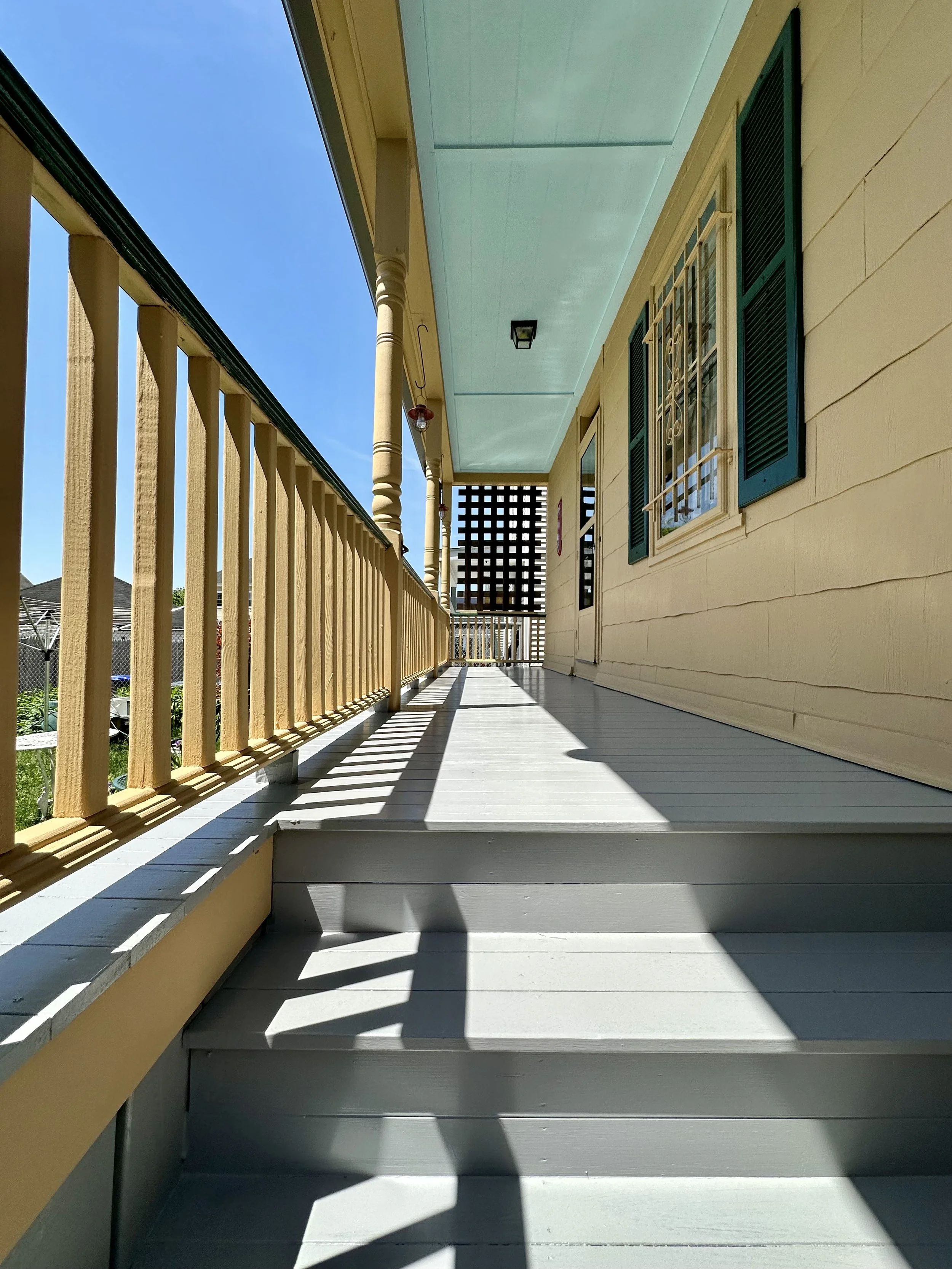 EXTERIOR PAINT AND RESTORATION