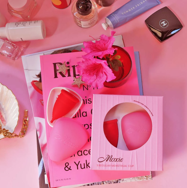 Moxie regular open.png