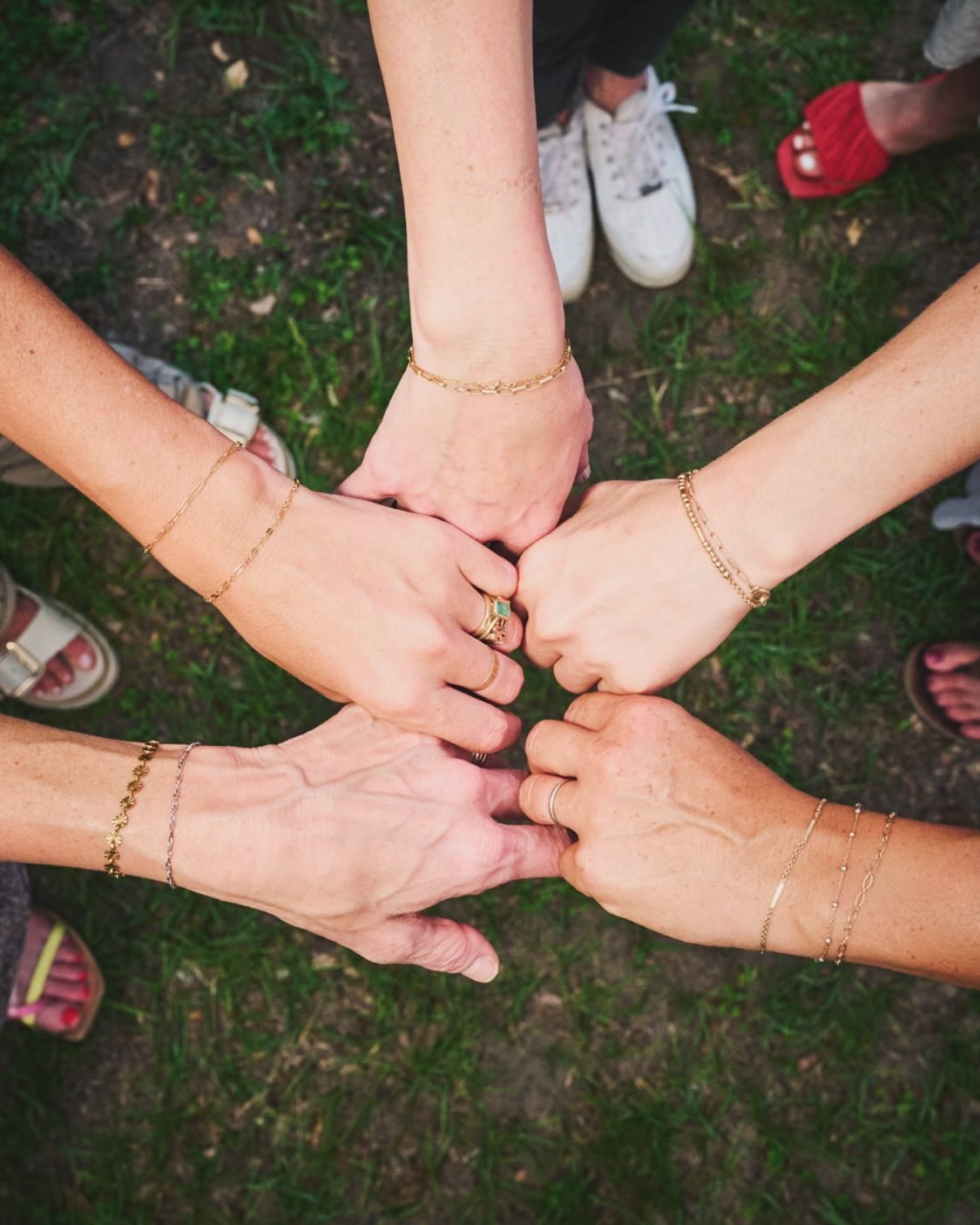 Host a party with Bonded Birds!

&bull; it&rsquo;s free
&bull; it&rsquo;s easy
&bull; it&rsquo;s a good freakin&rsquo; time
&bull; hosts get a free bracelet

#permanentjewelry #chicago #charleston #partyhost