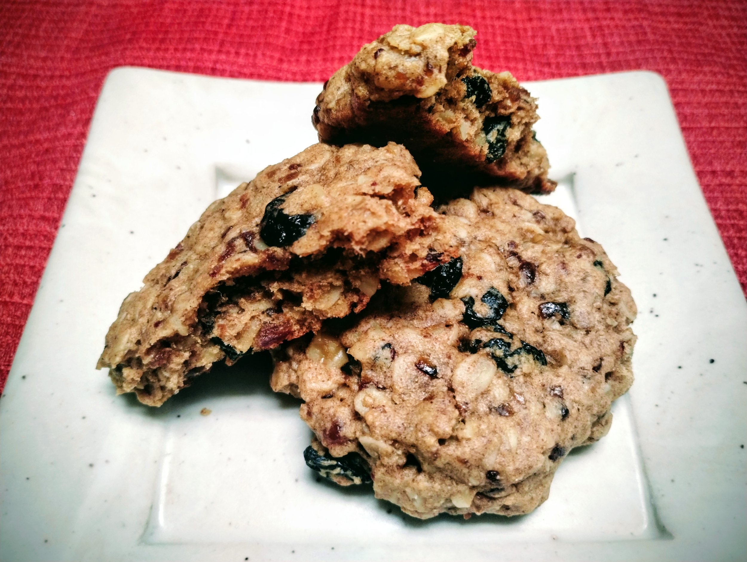 Oatmeal Cherry-date paste.jpg