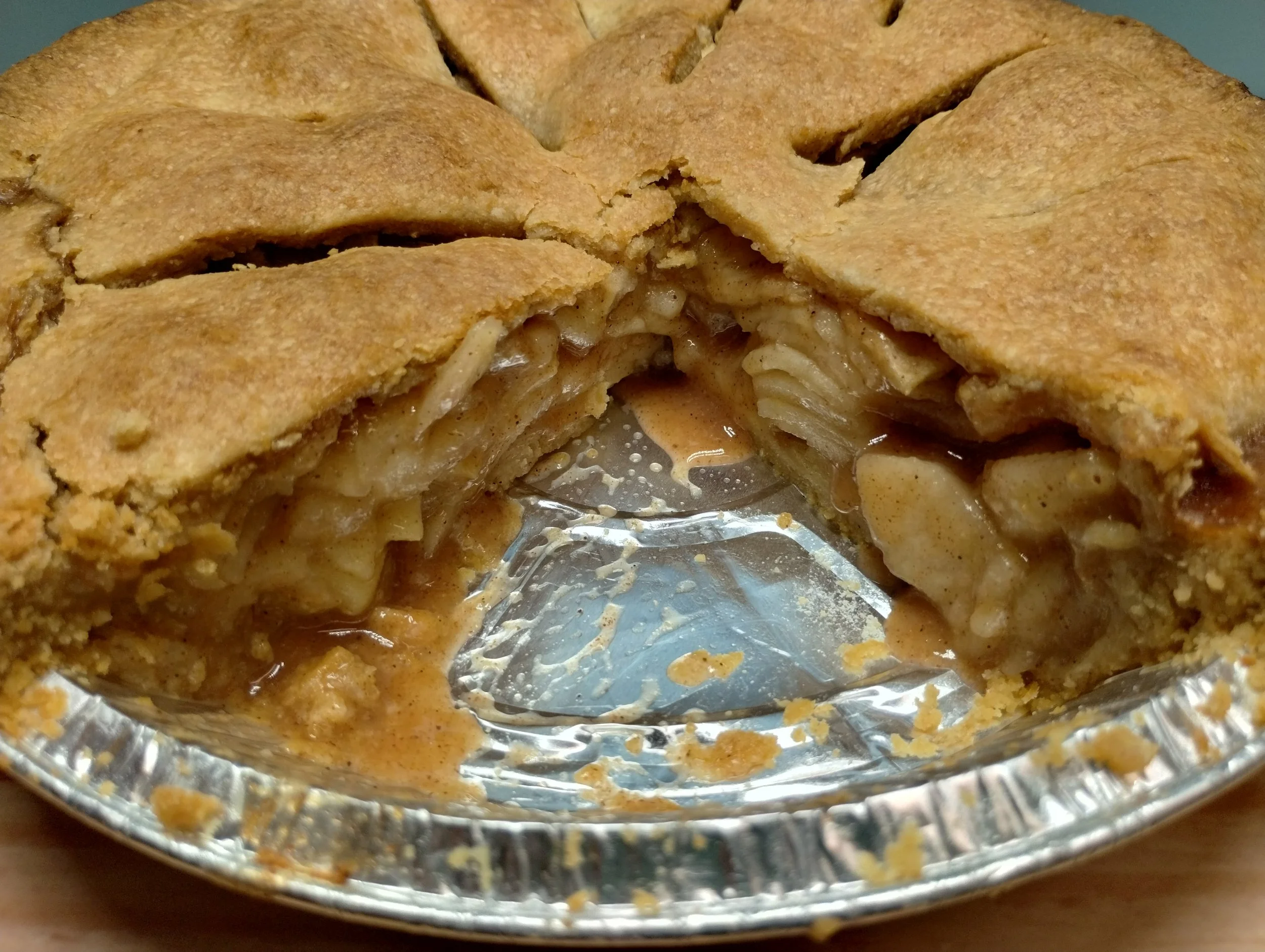 ApplePieCut.jpg