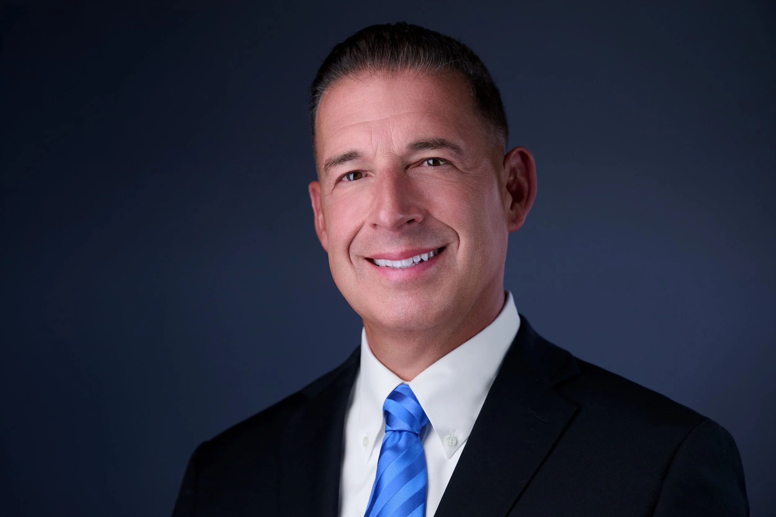 What to Wear for a Corporate Headshot