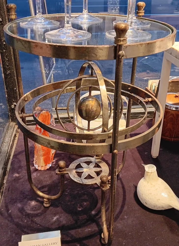 Vintage Sphere Table