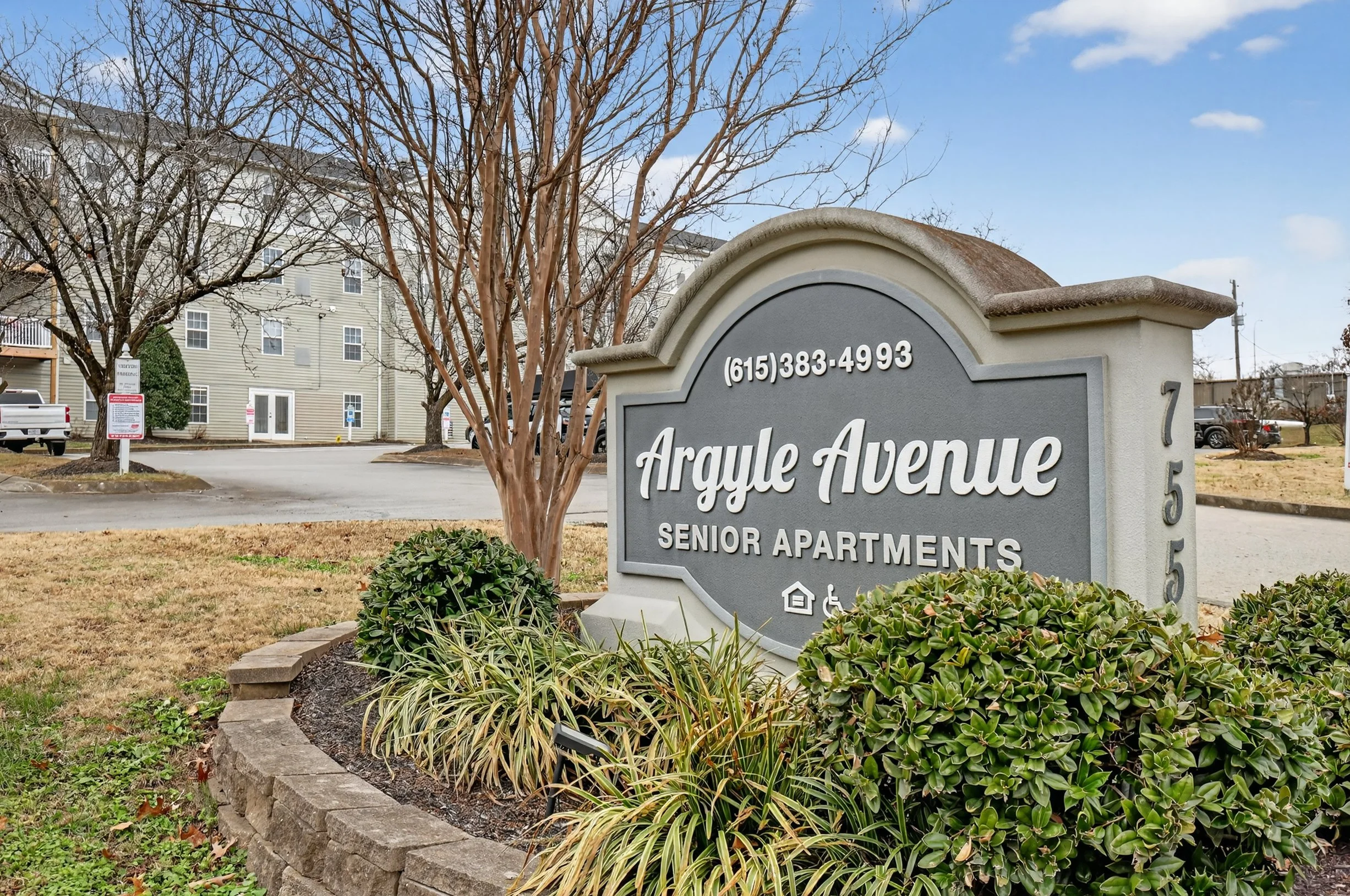 Exterior view of Argyle Avenue Apartments in Nashville TN, showing the building facade and surroundings.