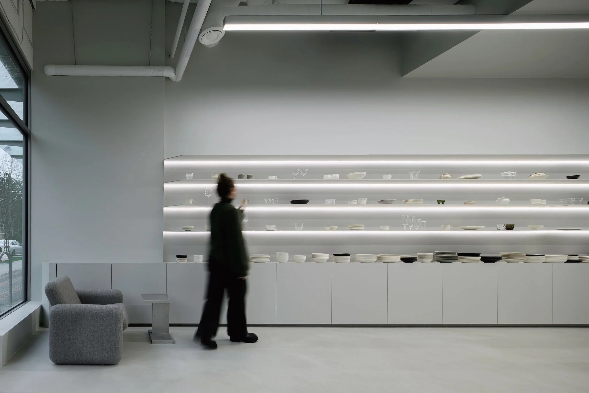 Project Feature - Prunus

The concept of the space was cultivated from the vision of Prunus; a tableware-focused retail store highlighting solid, simple and purpose-driven objects.

More 📸 to come!