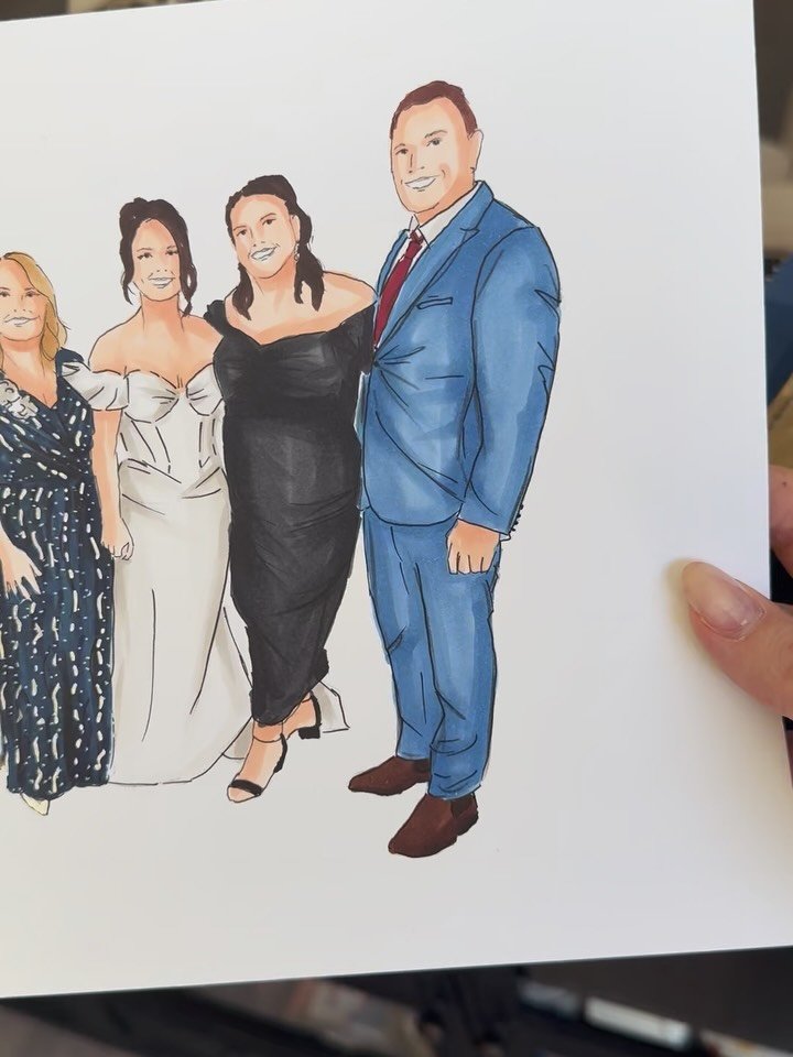 It&rsquo;s not often that we get all of our family and friends together in one place &mdash; that&rsquo;s part of what makes weddings so special.

This beautiful portrait was created from a photo of a mum and her five children, taken at a recent wedd