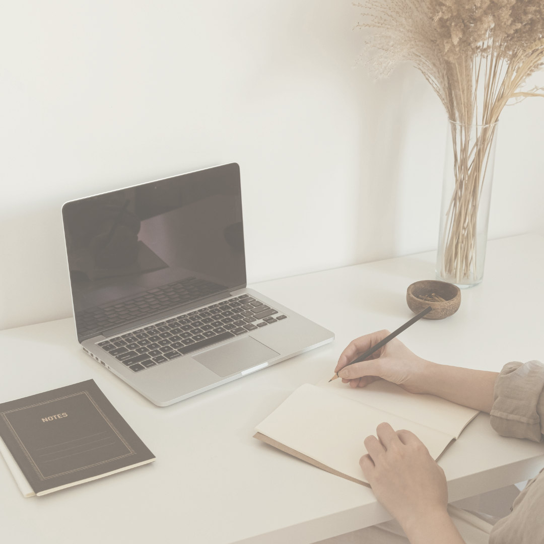 5 Signs It's Time to Hire a Virtual Assistant (and How It Can Transform Your Business)