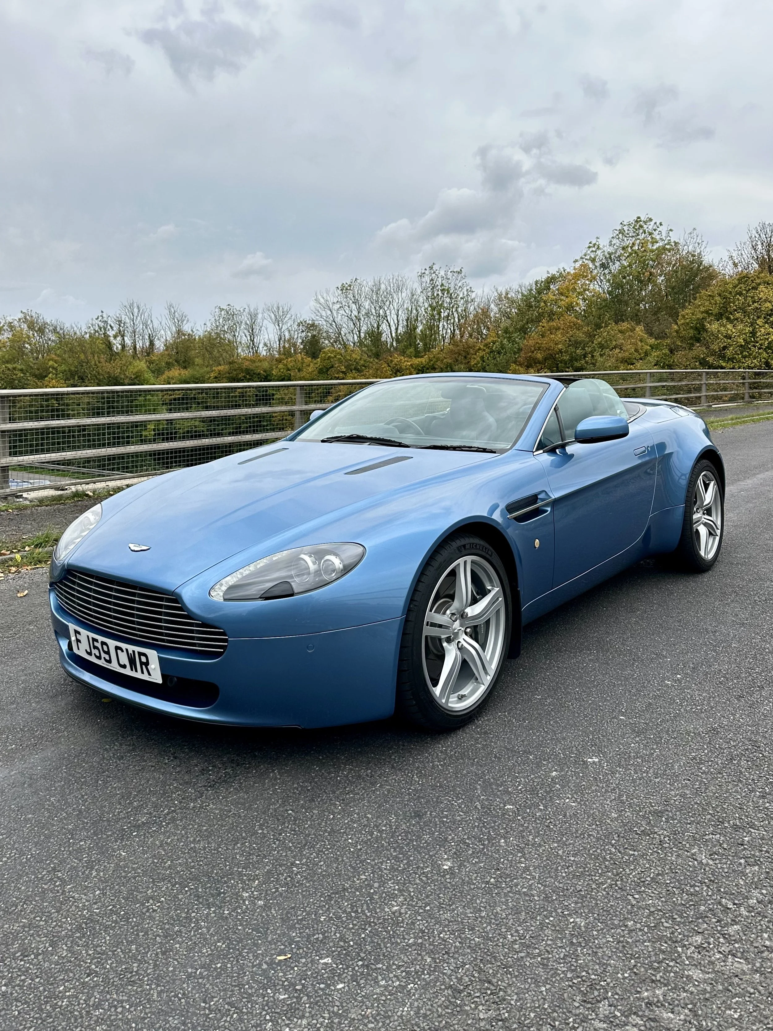 Aston Martin 4.7 Vantage (SOLD)