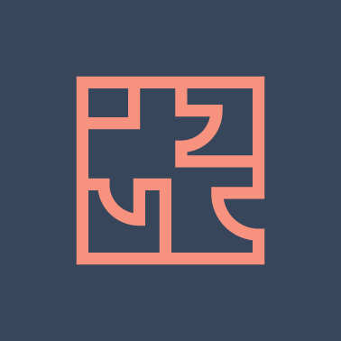 Un plan de labyrinthe abstrait en rose sur fond gris foncé.