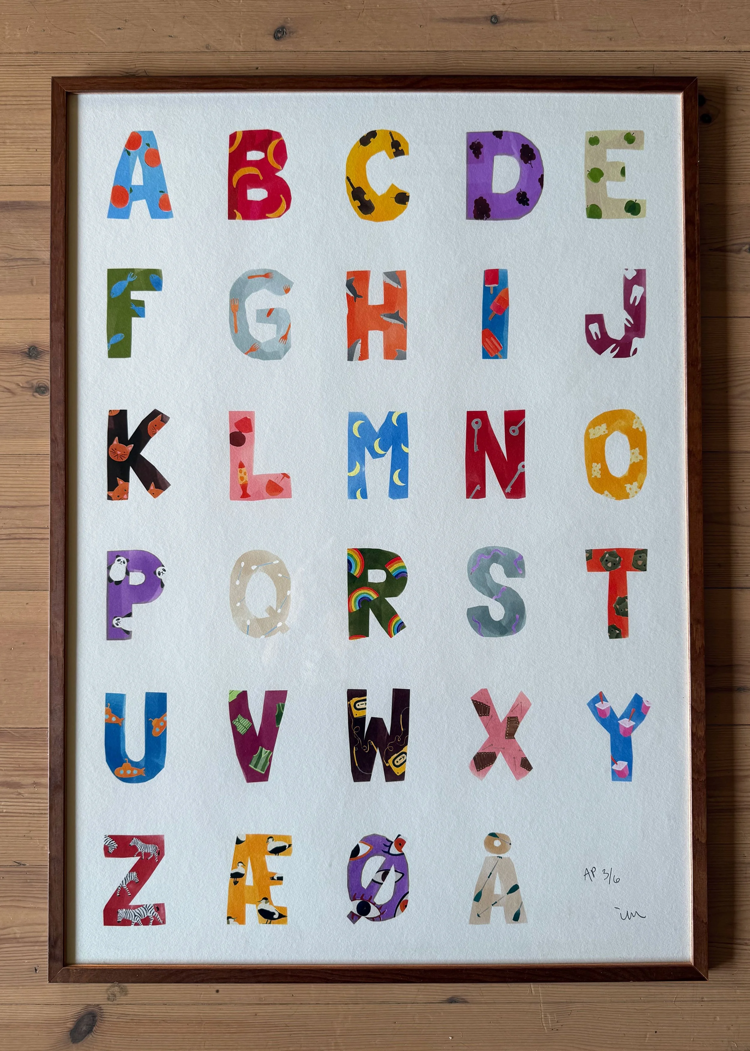 Alfabet-50x70_Produktfoto-1.jpg