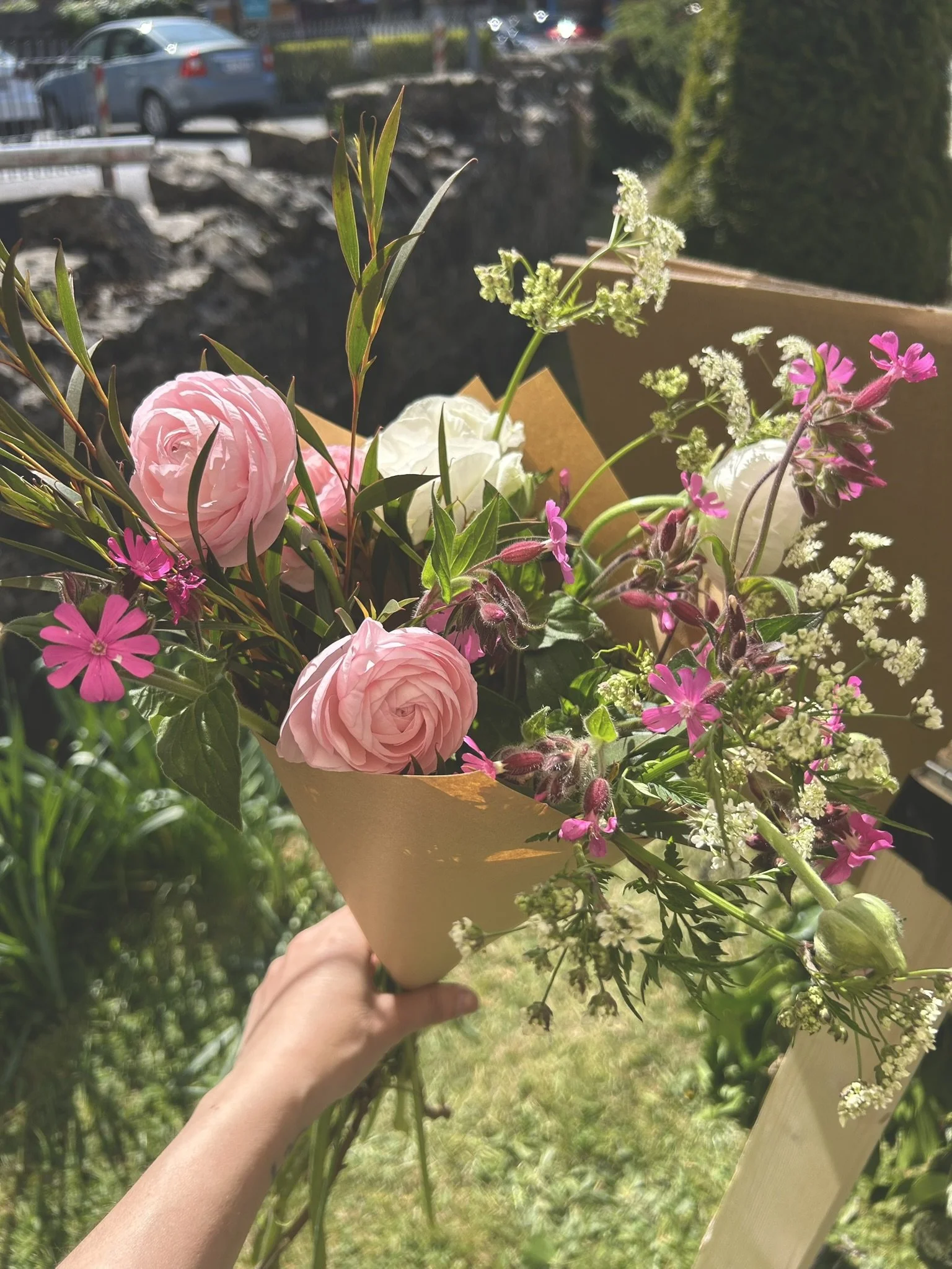 Hand-Tied Garden Bouquet