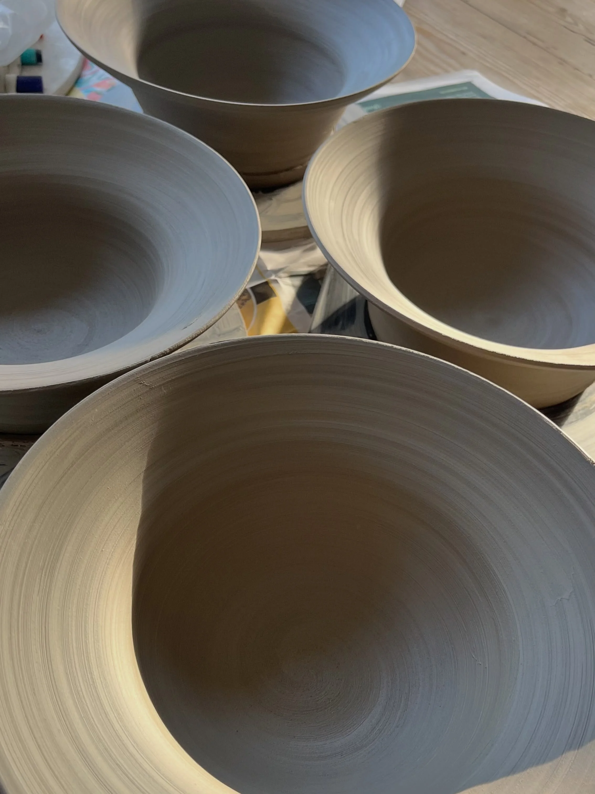 Nye pastatallerkner p&aring; vej🤎

#keramik #ceramics #h&aring;ndlavetkeramik #clay #clay