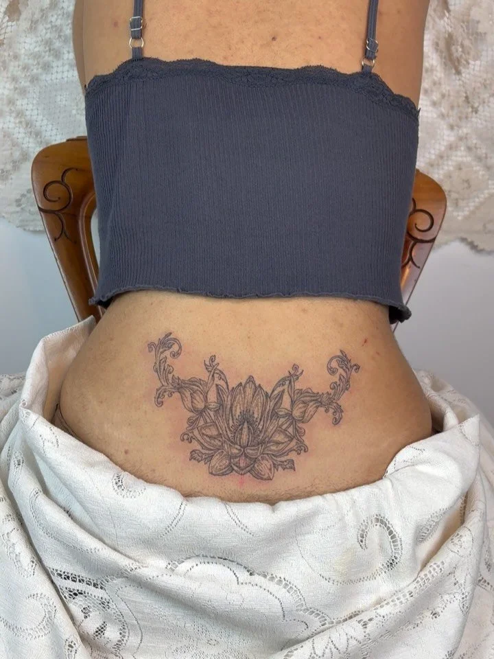 🪷🌱

Just a reminder I am now on maternity leave 🦦
I&rsquo;m not sure as of yet when exactly I&rsquo;ll be returning to work. When I do return I&rsquo;ll be making my way through my summer waitlist ~ my books are currently closed but I will reopen 