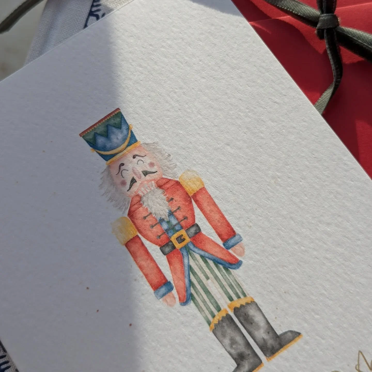 The Ralph Lauren Christmas look is everywhere this year &mdash; cozy, classic, and oh-so-elegant. Deep reds, greens, gold accents&hellip; it&rsquo;s the perfect palette for wrapping, writing, and gifting in style. 
We've picked just a few pieces from