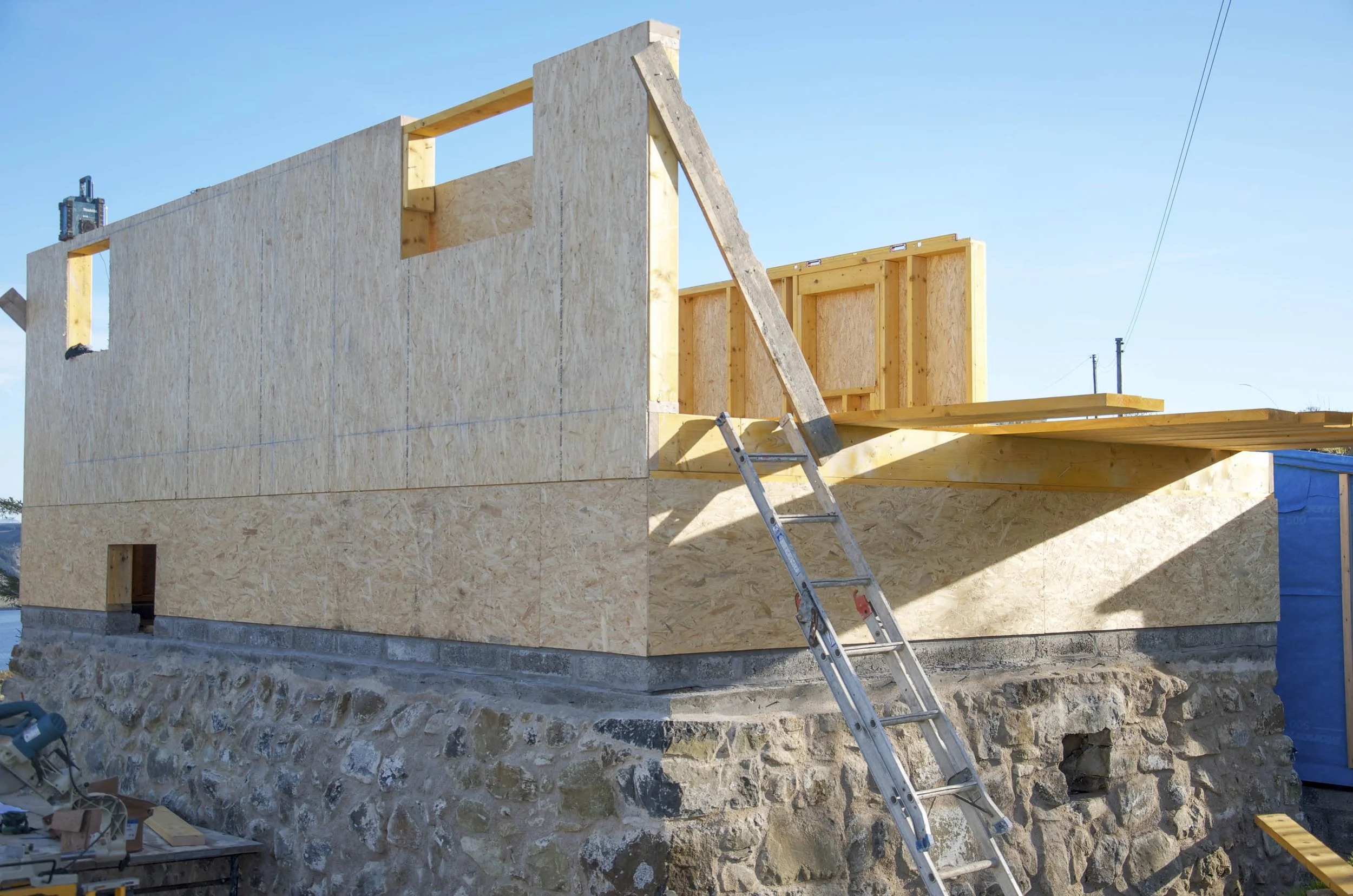 Construction of a garden room – repurposing a derelict outbuilding.