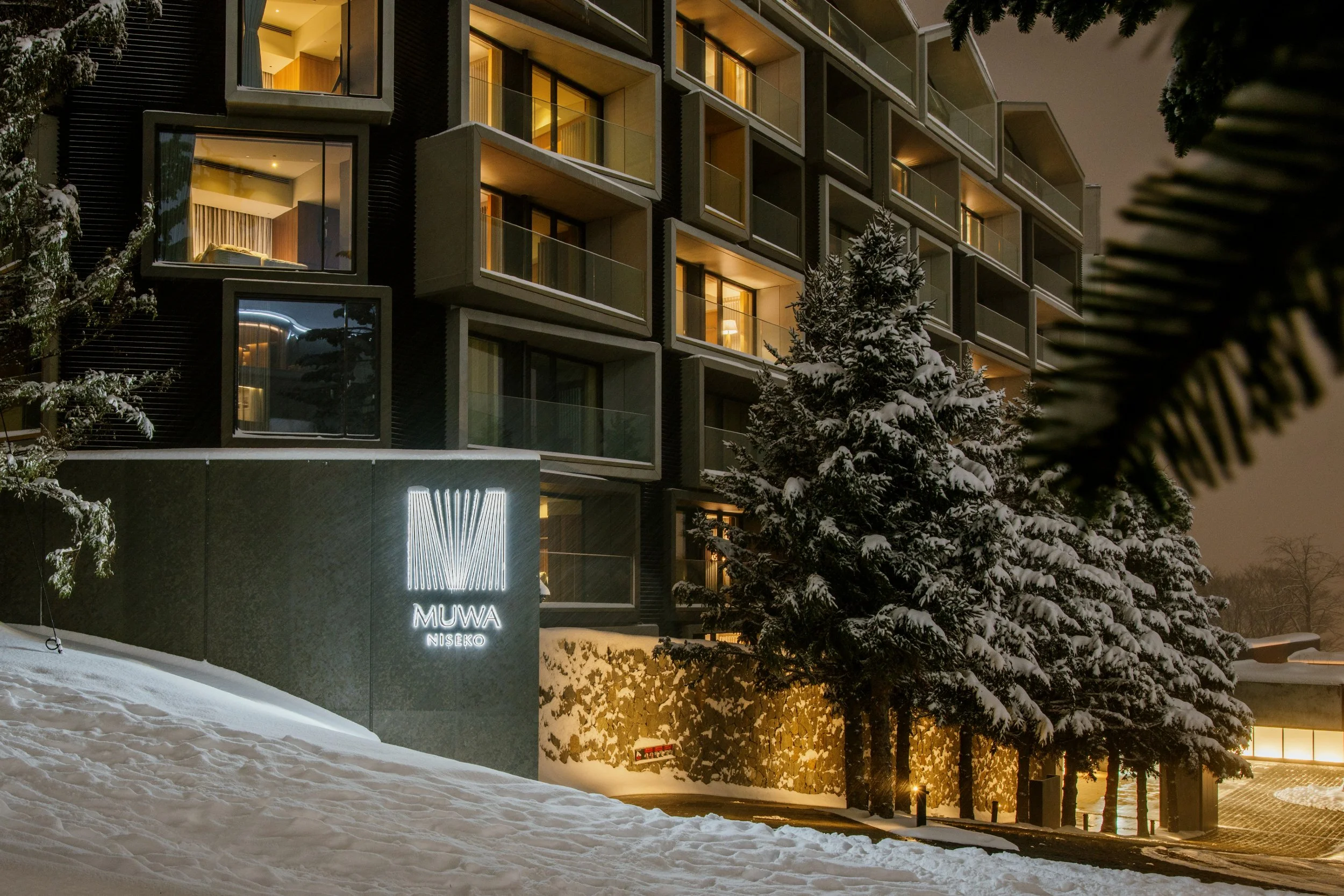 muwa niseko_exterior_mood_02_crop.jpg