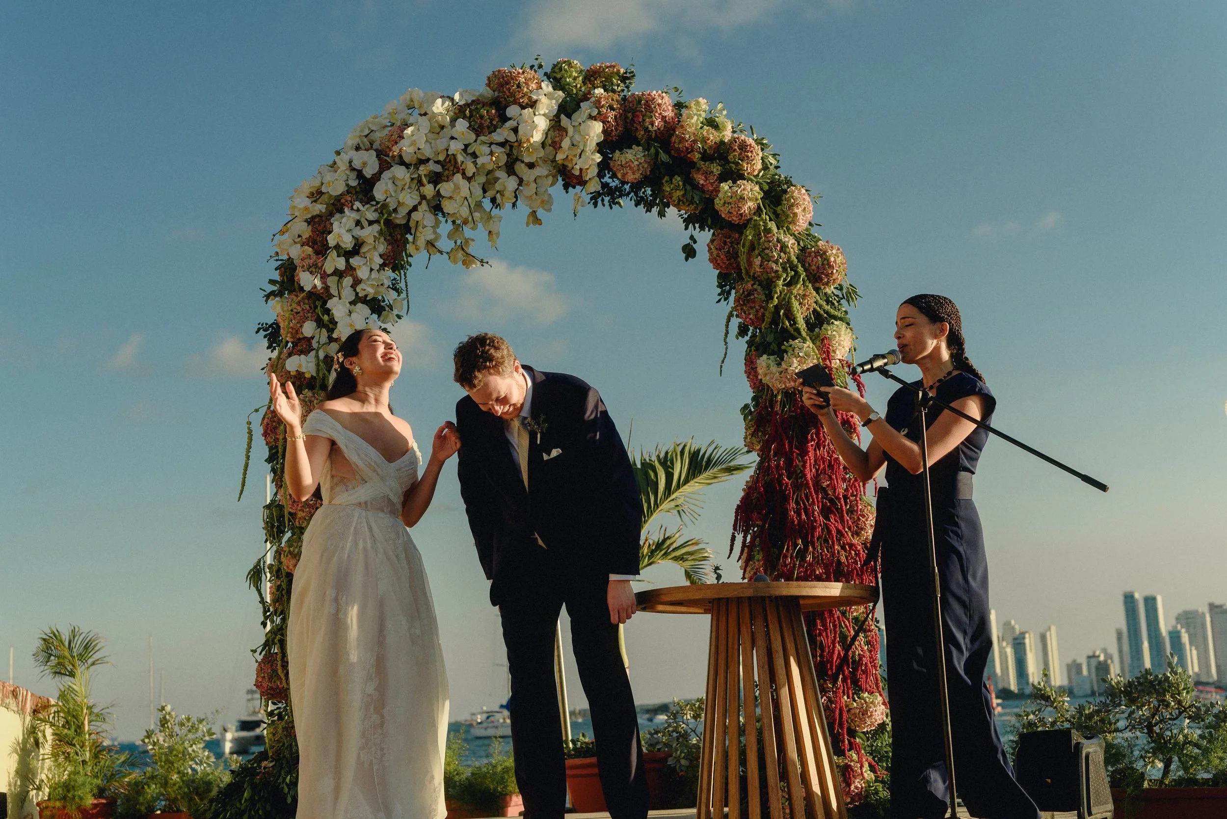 bilingual-wedding-celebrant-2.jpg