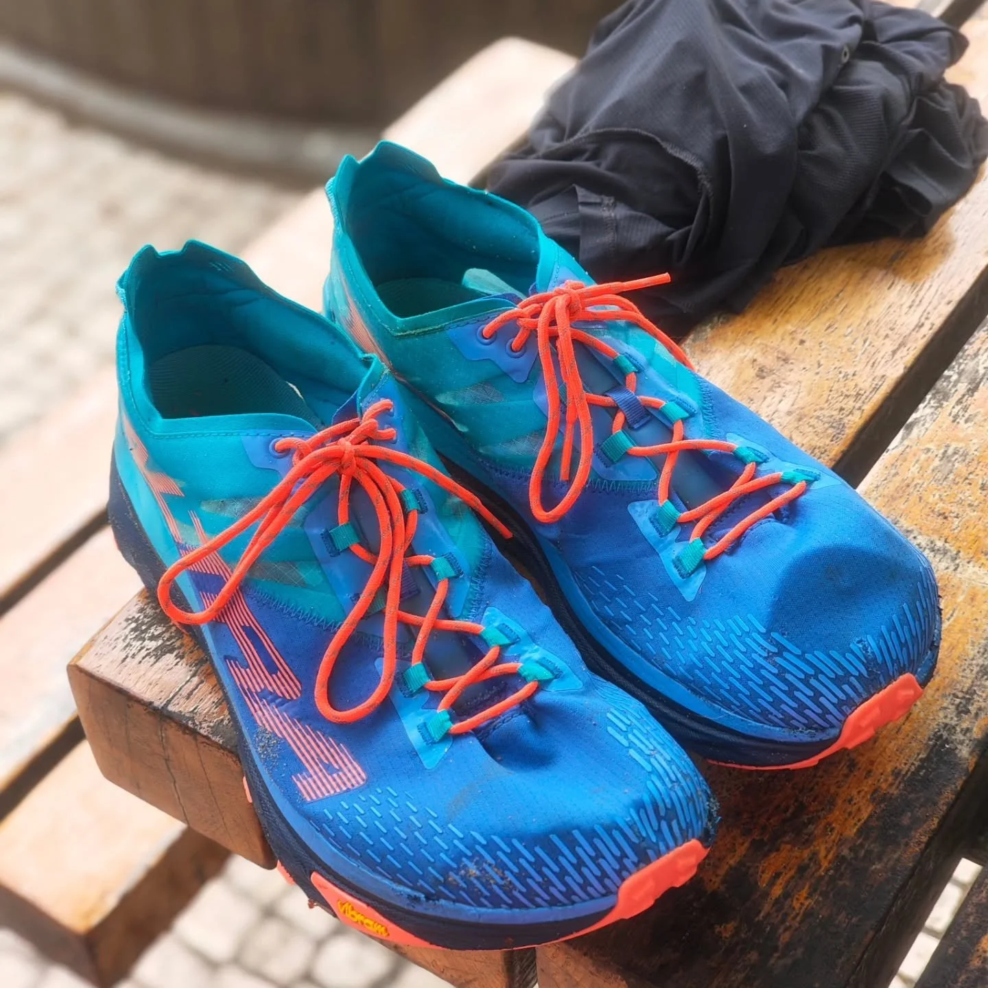 Had these @altrarunning Mont Blancs back out today for a trail run. Promising shoe but falls short in a few areas.

Follow along for full review coming soon 👣👟